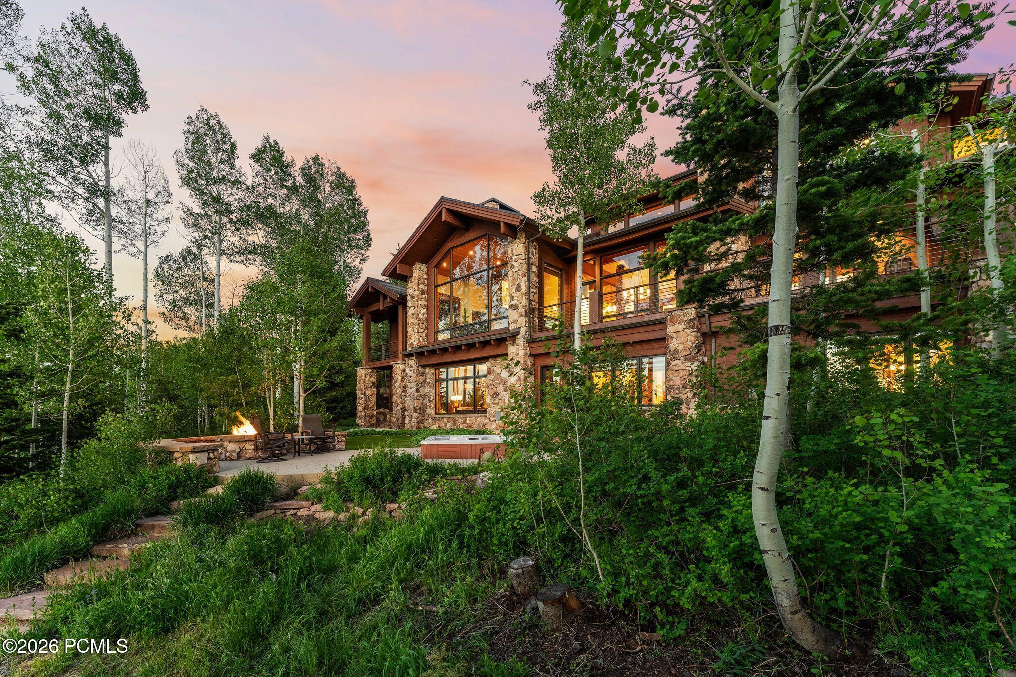 39 White Pine Canyon Road