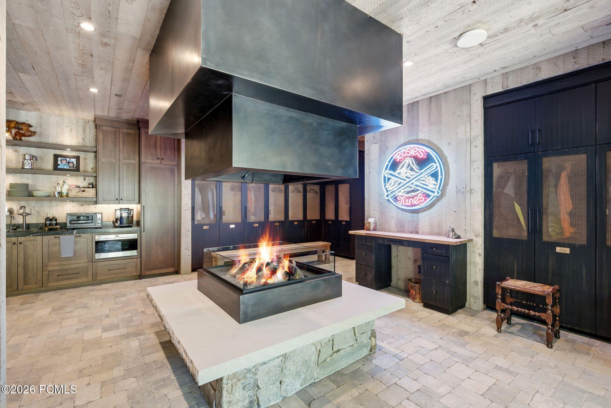 269 White Pine Canyon Road
