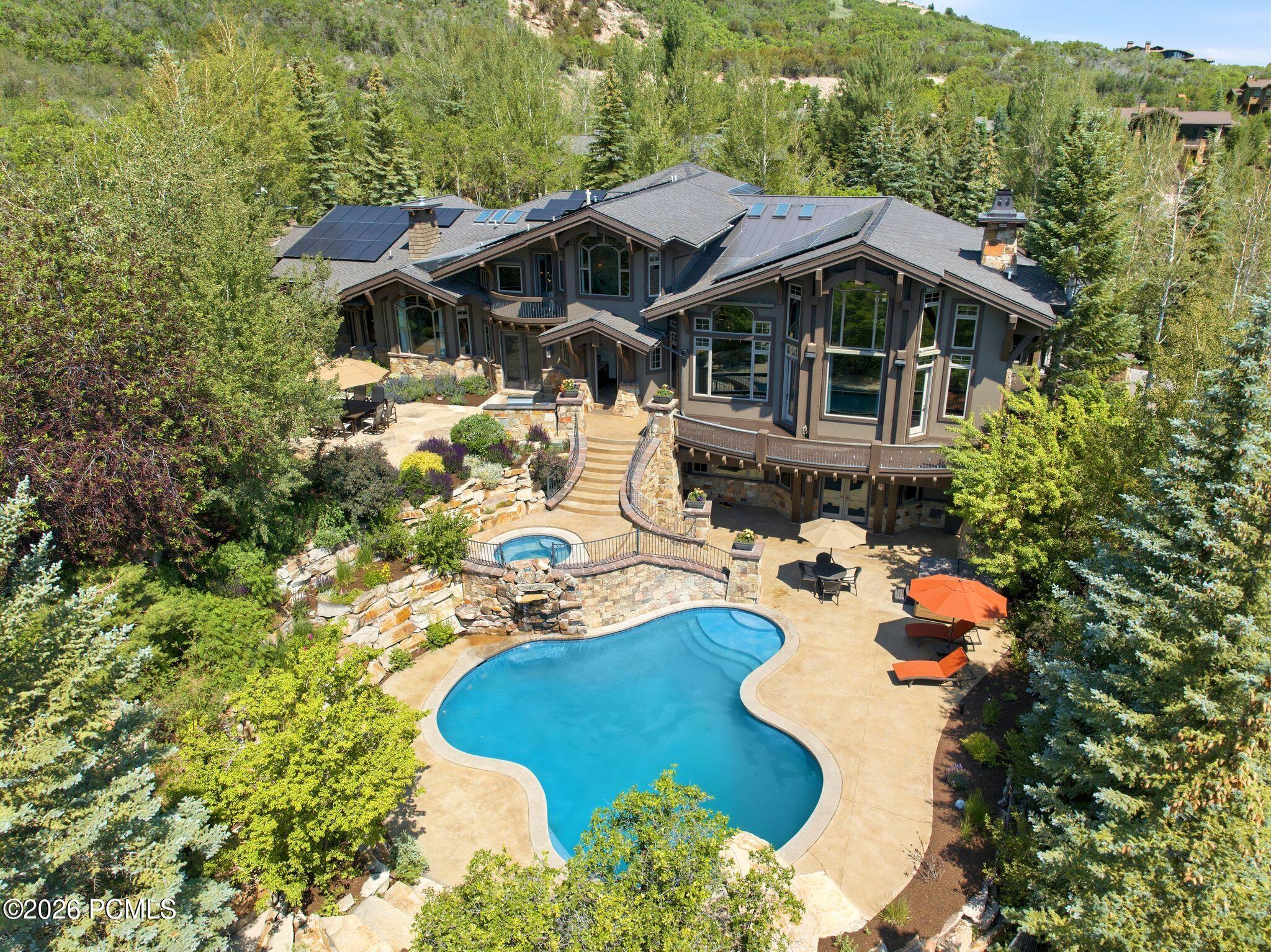 35 Sandstone Cove