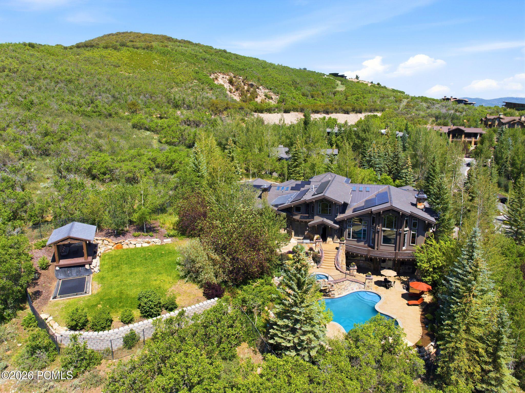 35 Sandstone Cove