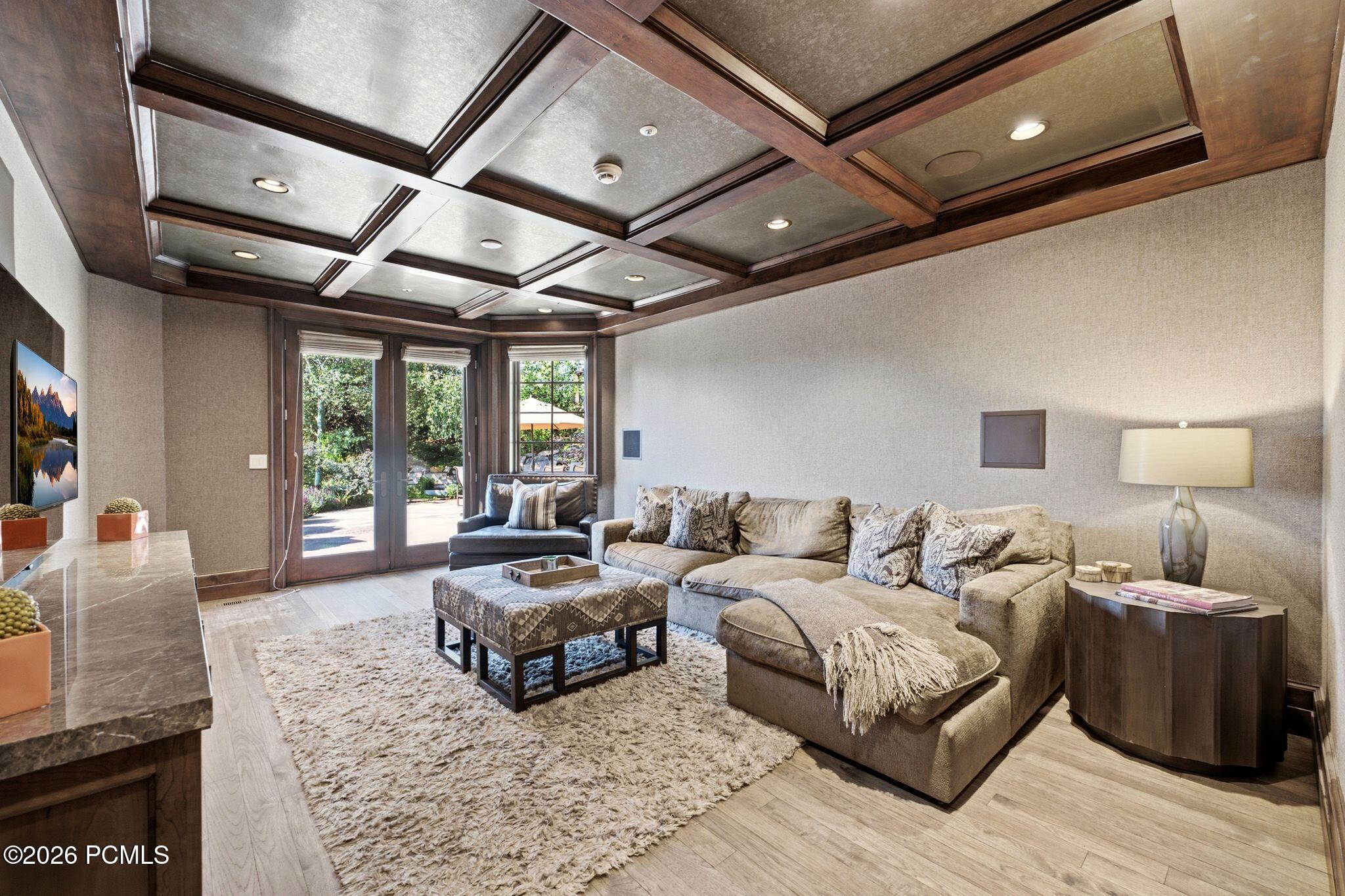 35 Sandstone Cove