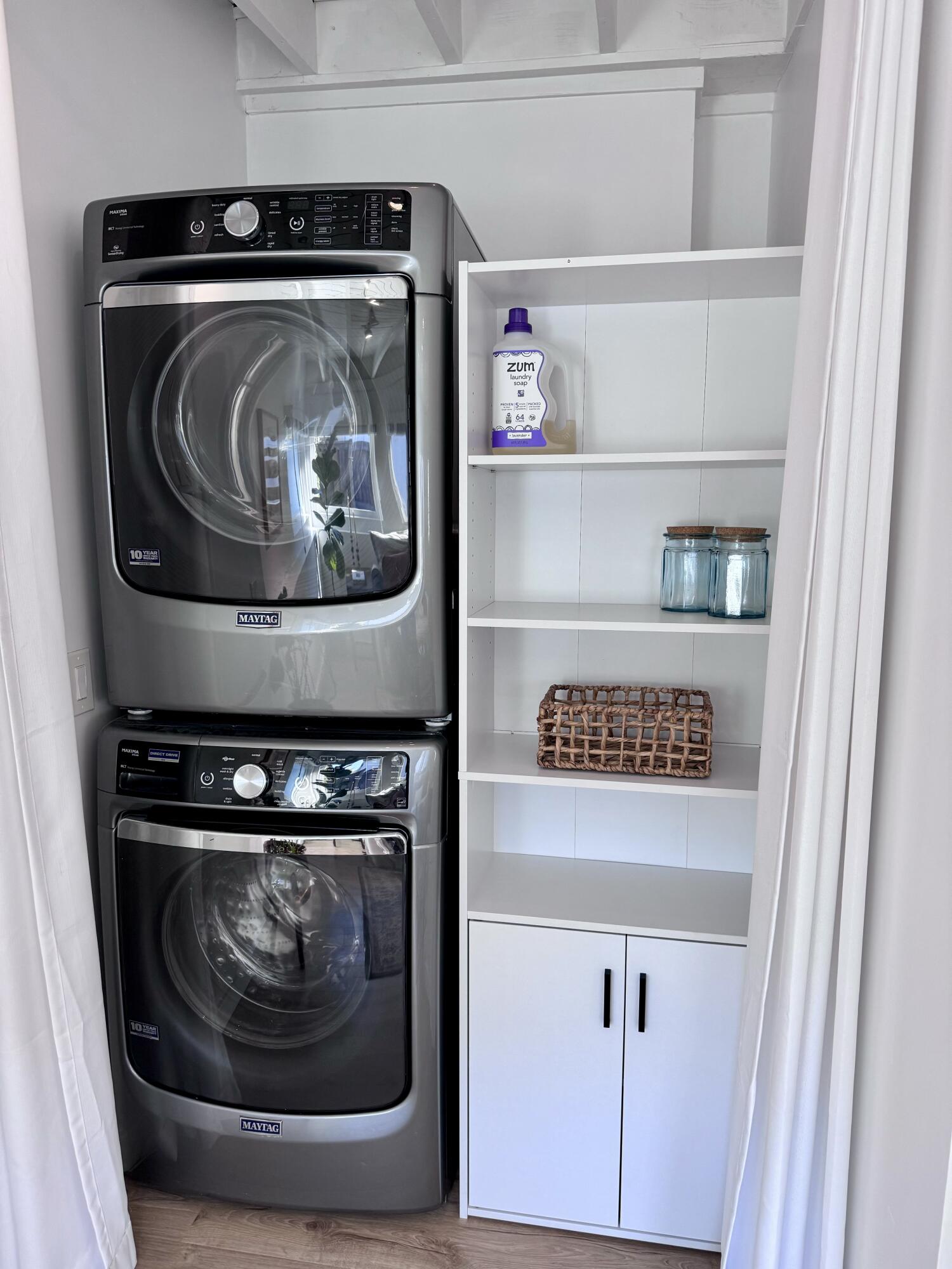 000 W Valerio Street