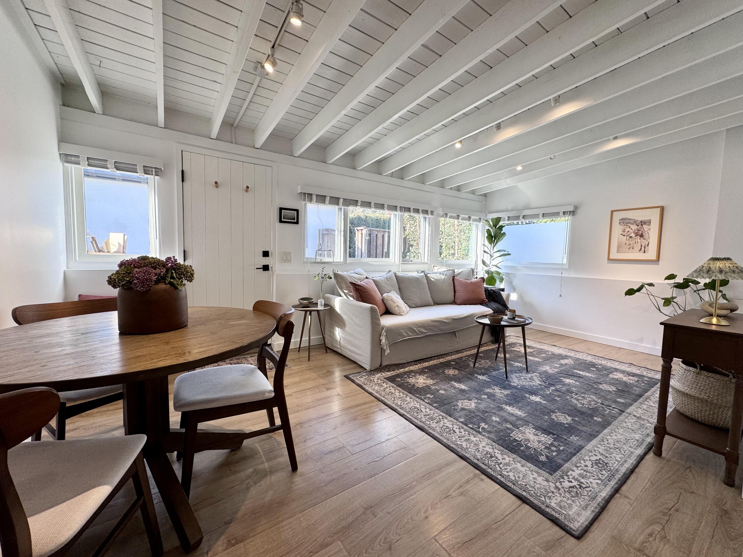 000 W Valerio Street