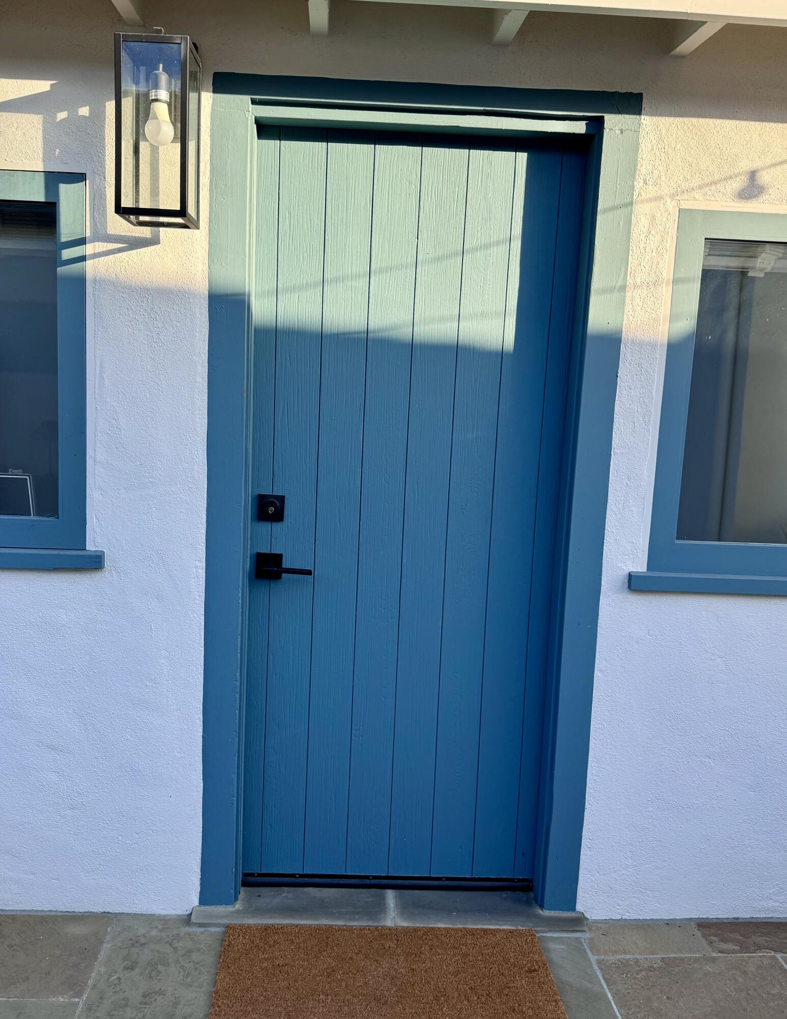 000 W Valerio Street