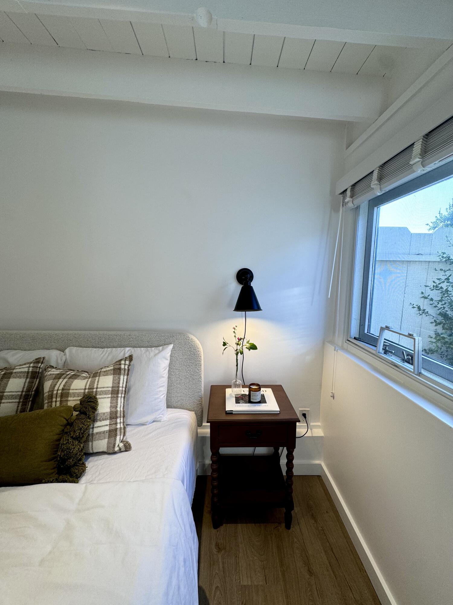 000 W Valerio Street