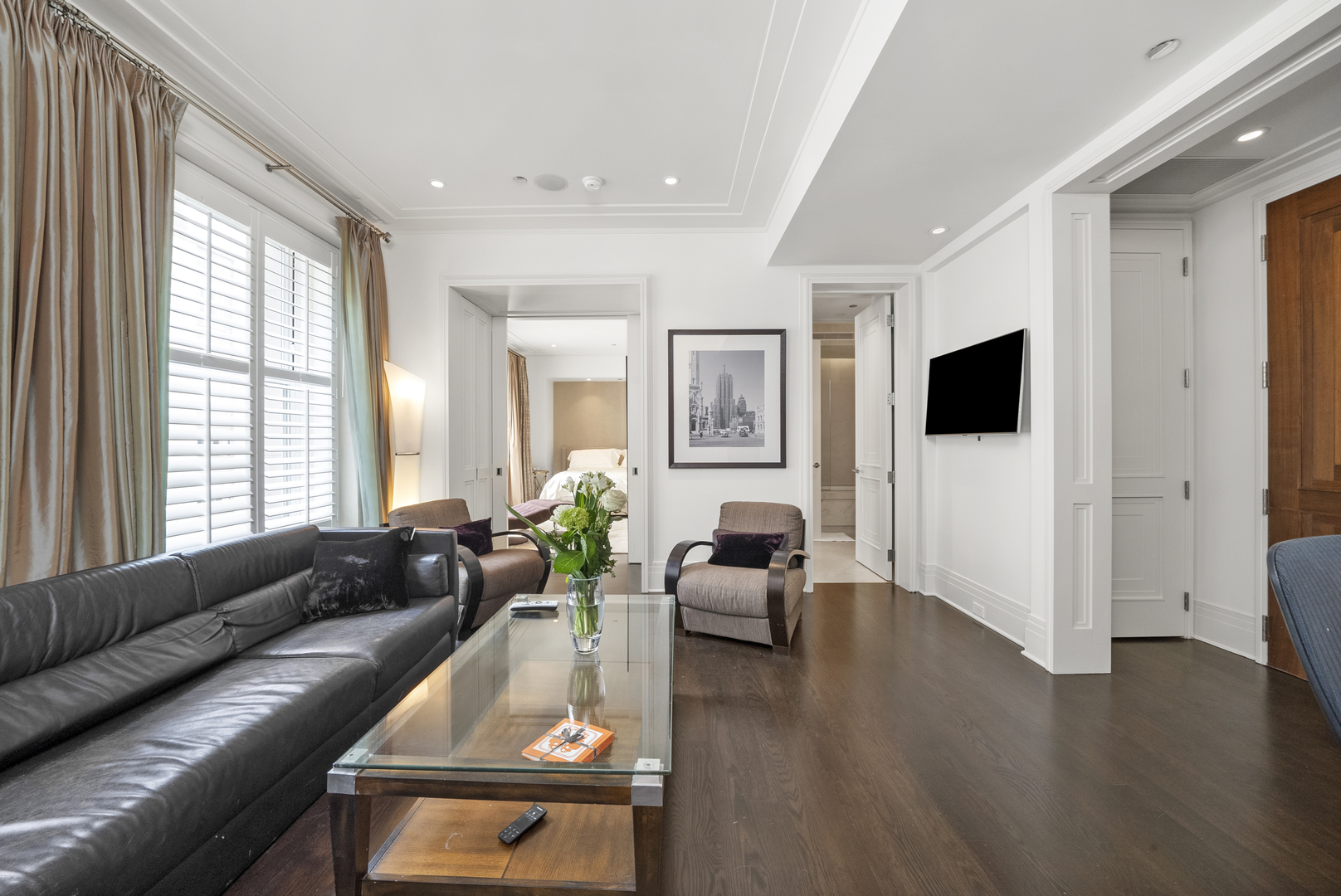 159 E Walton Place Unit: 11E