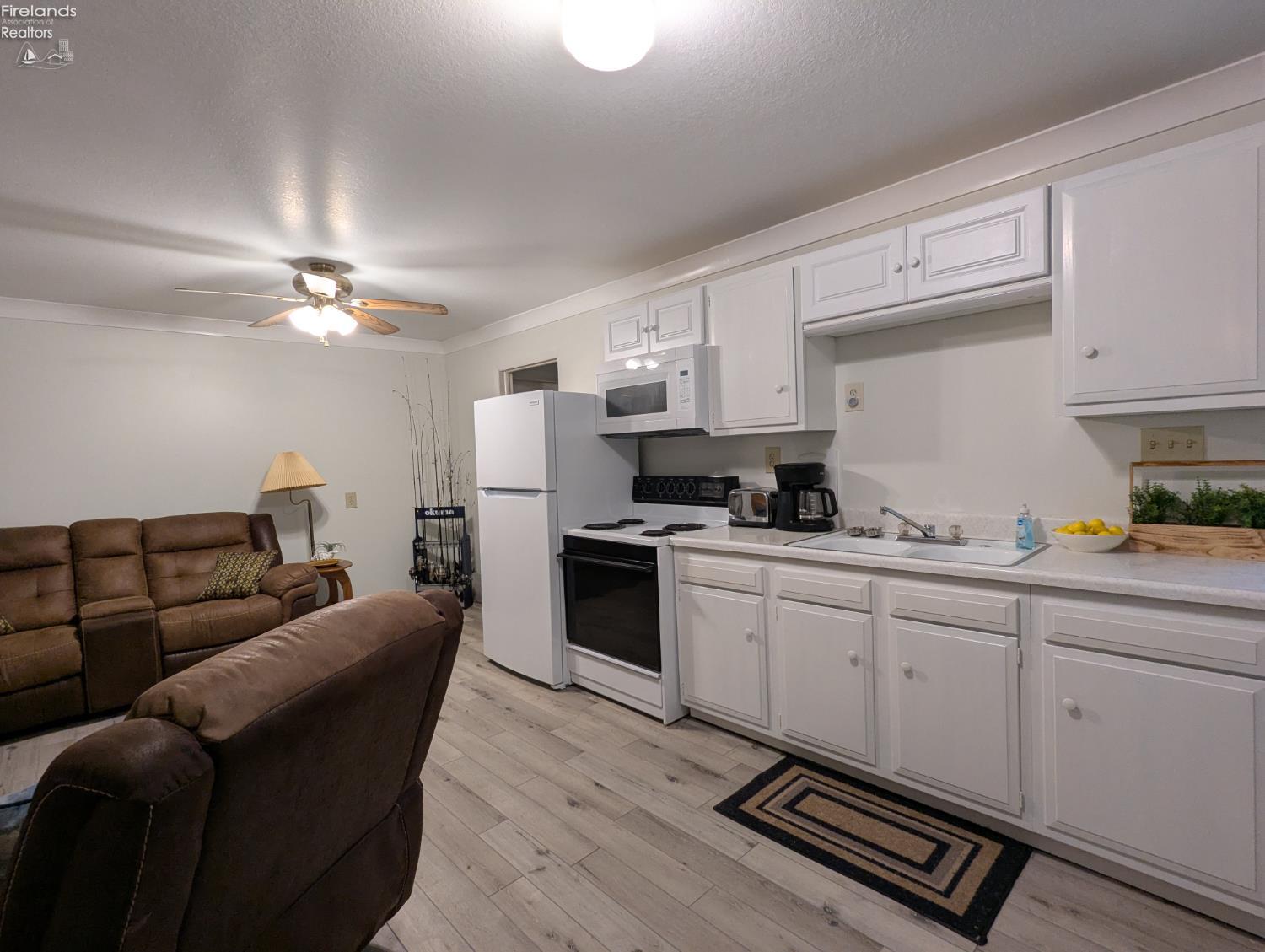 1905 S Arlington Drive