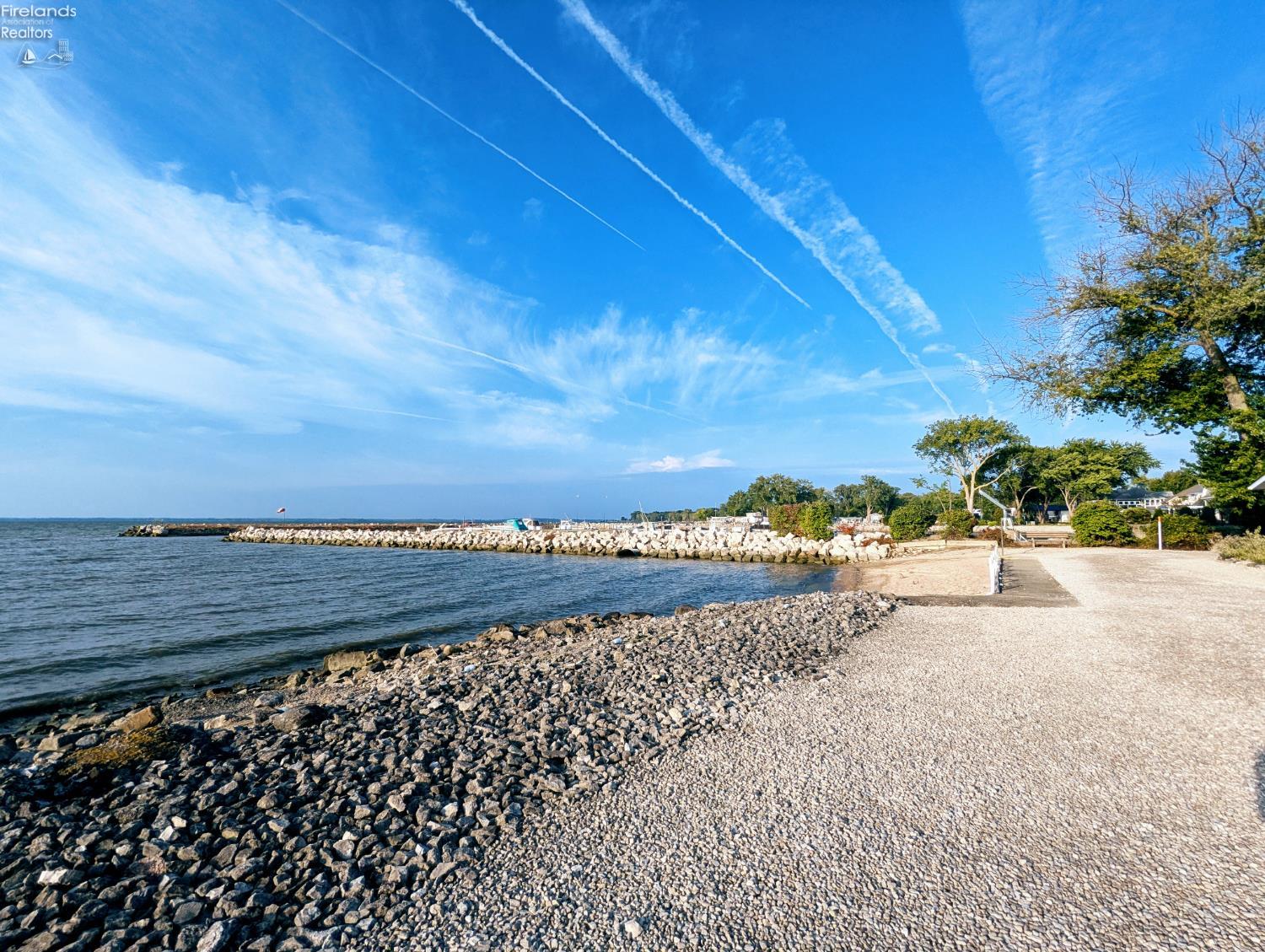 1905 S Arlington Drive