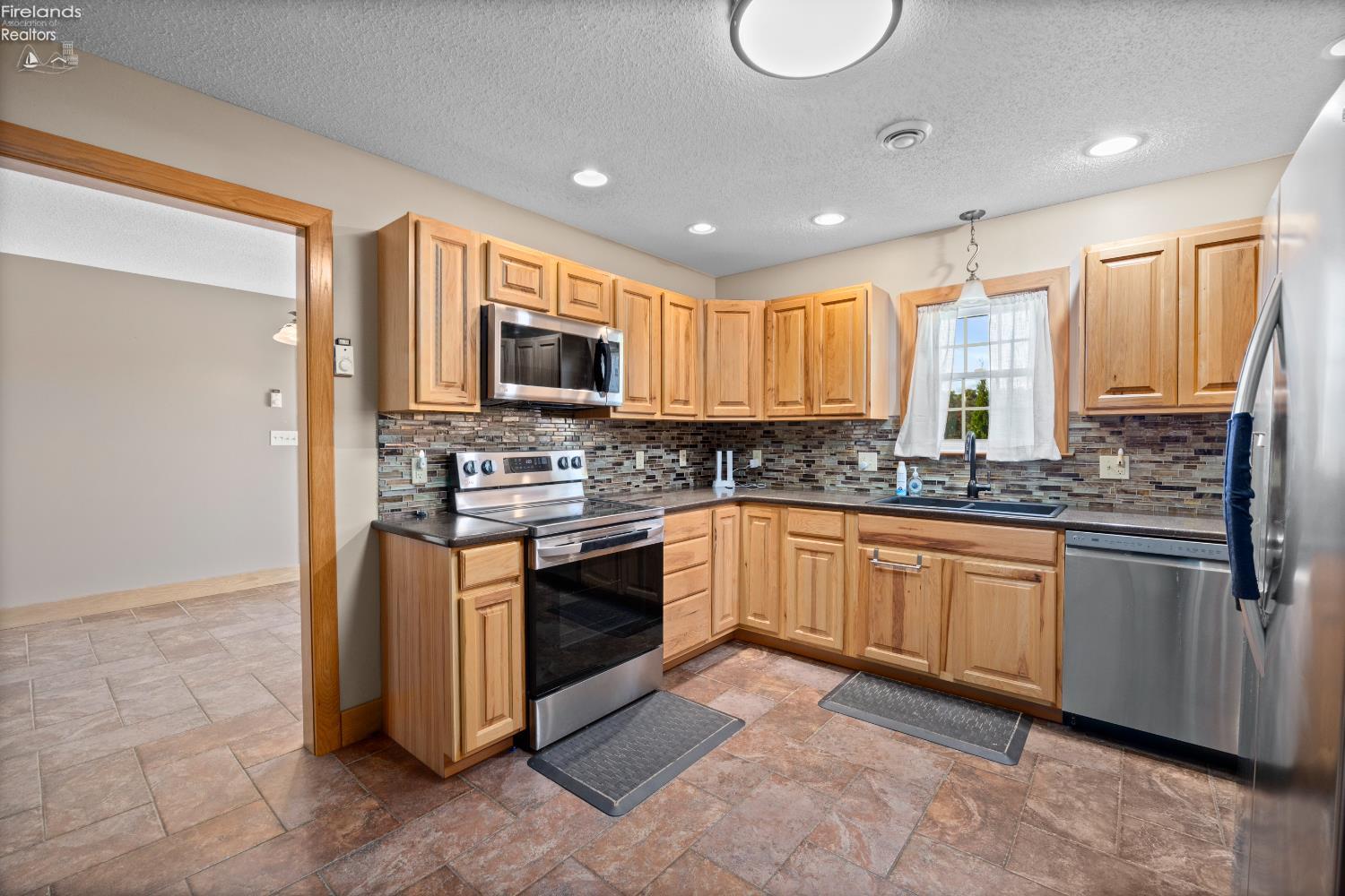3713 Medusa Road