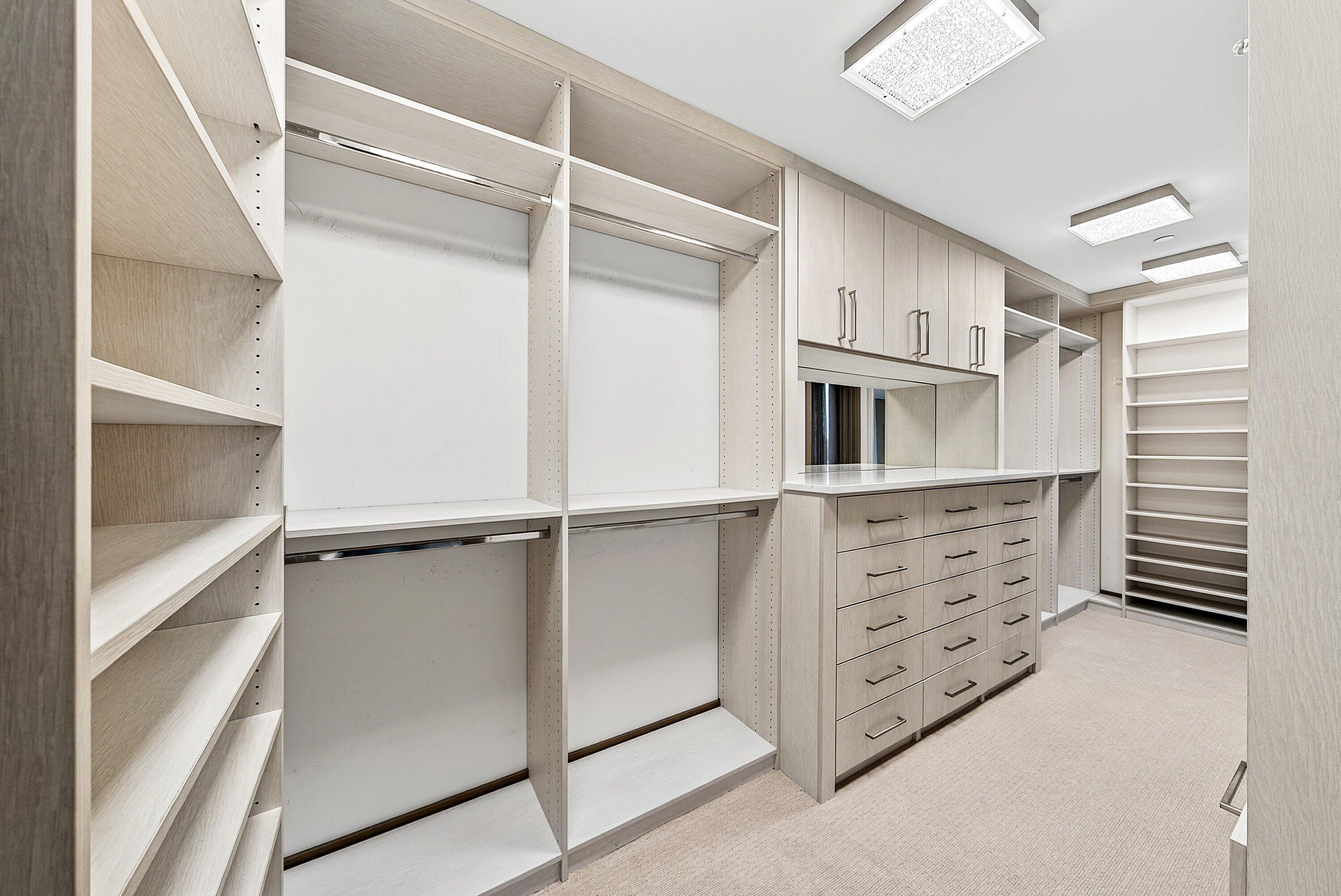 134 Mac Farlane Dr