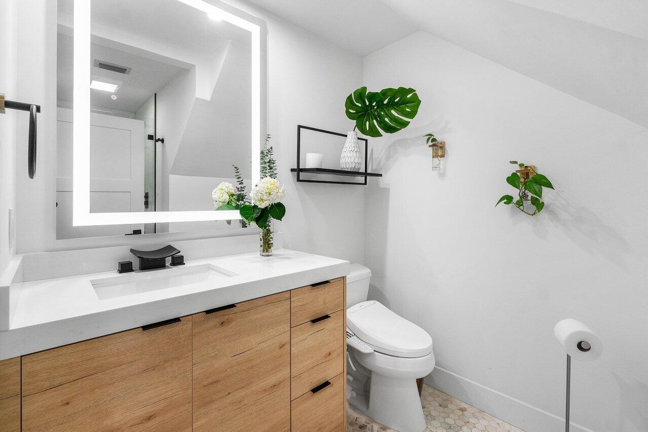 1211 Delray Lakes Drive