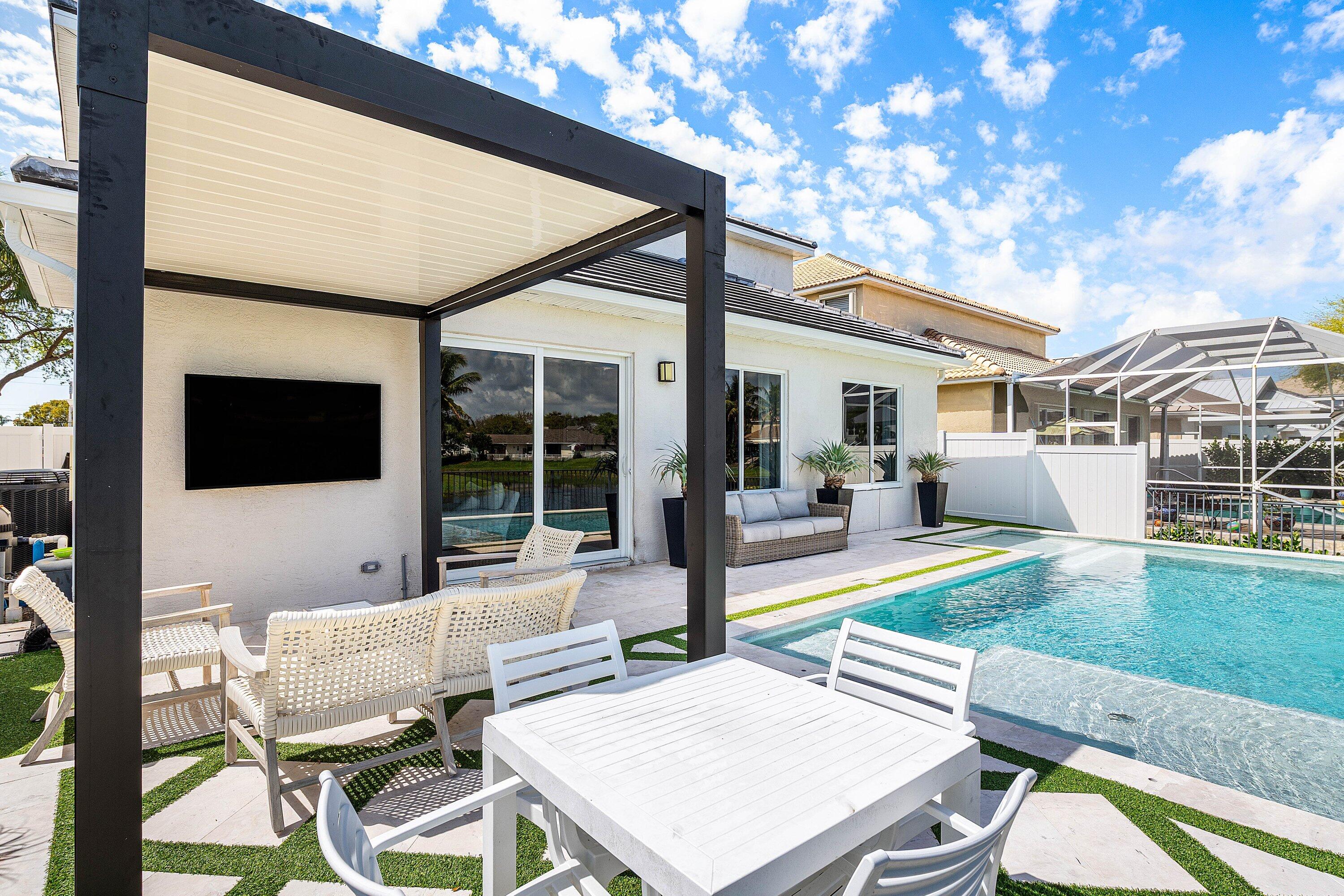 1211 Delray Lakes Drive