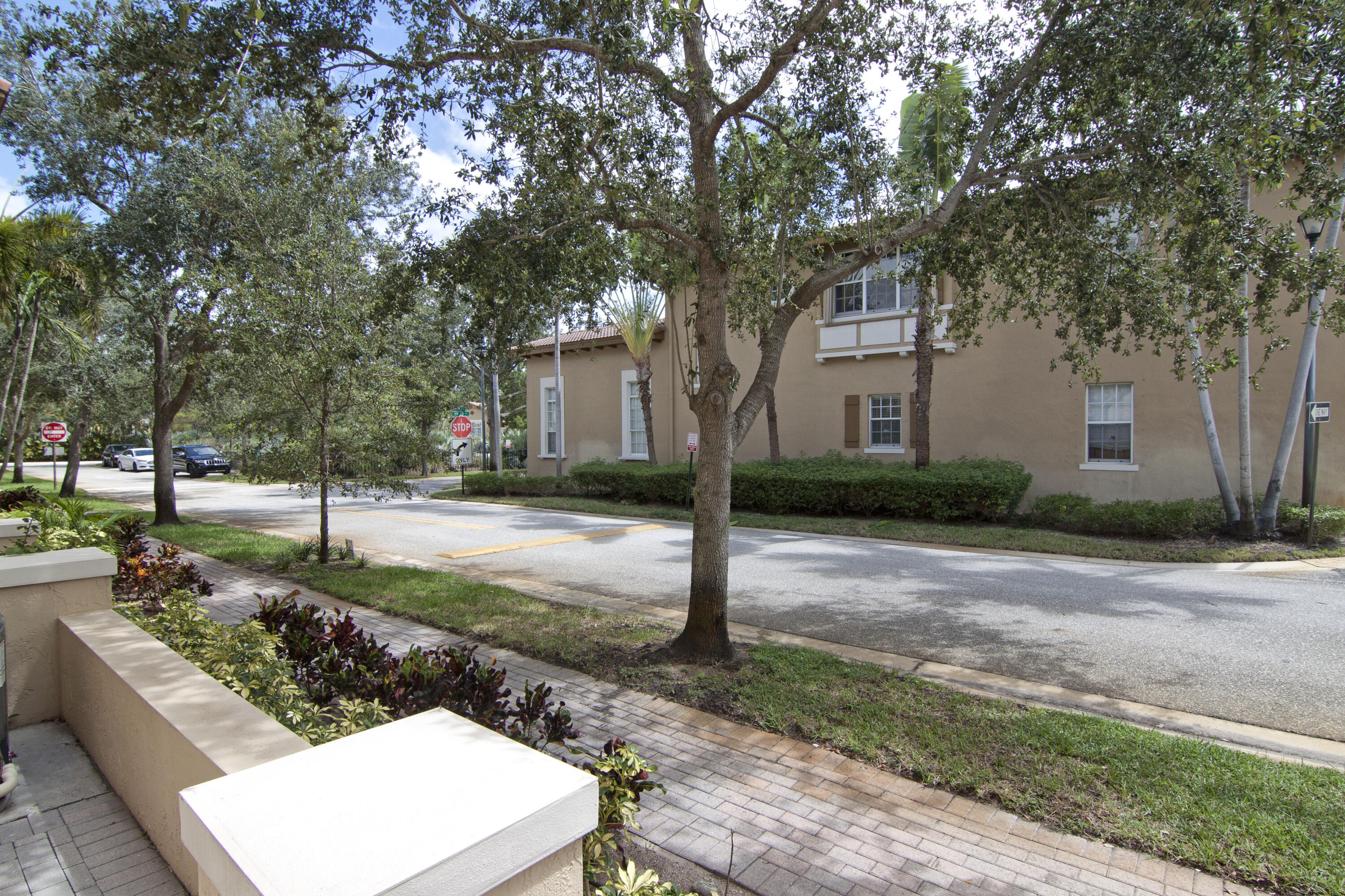 2509 NW 7th Street