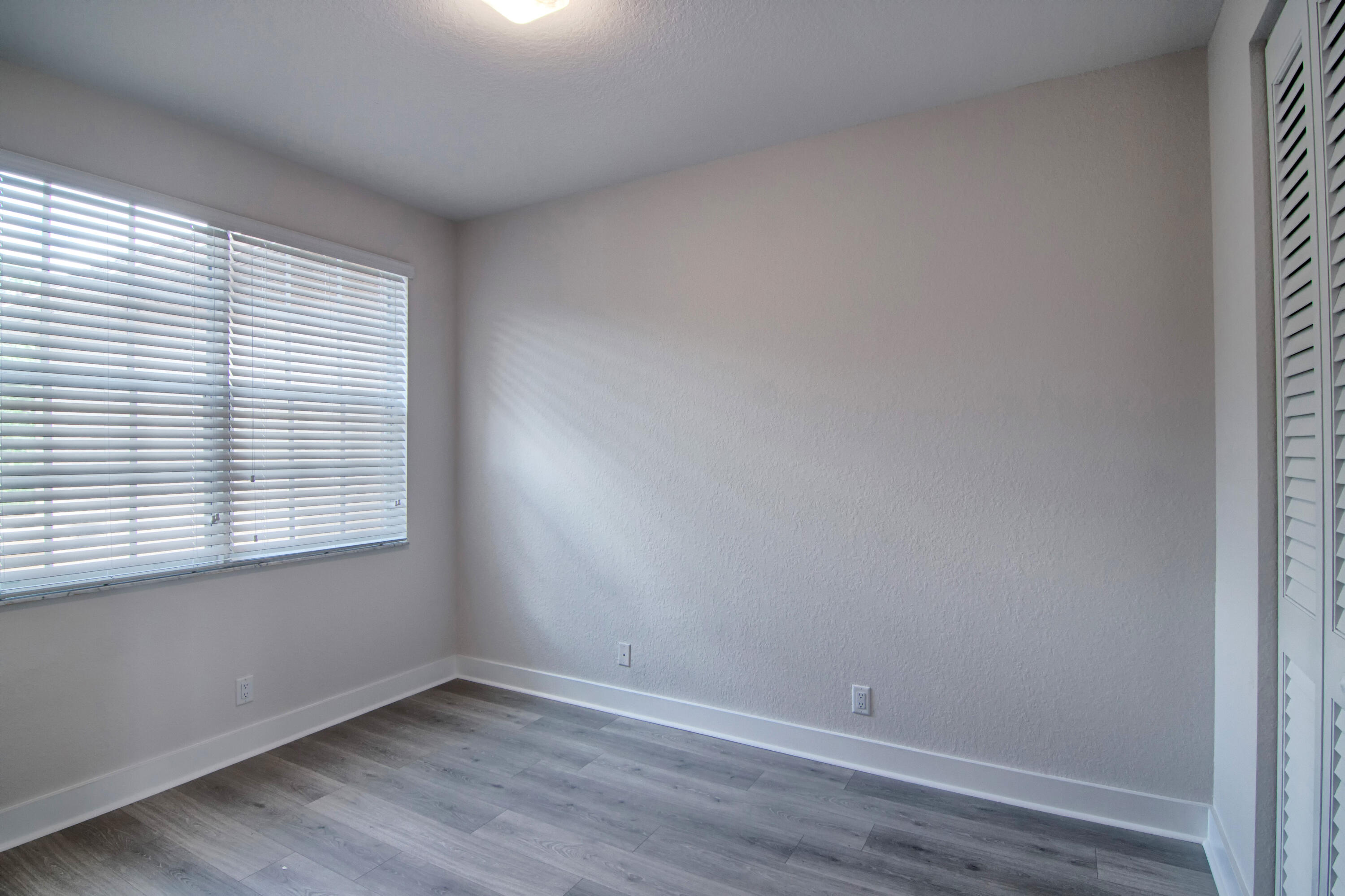 2509 NW 7th Street