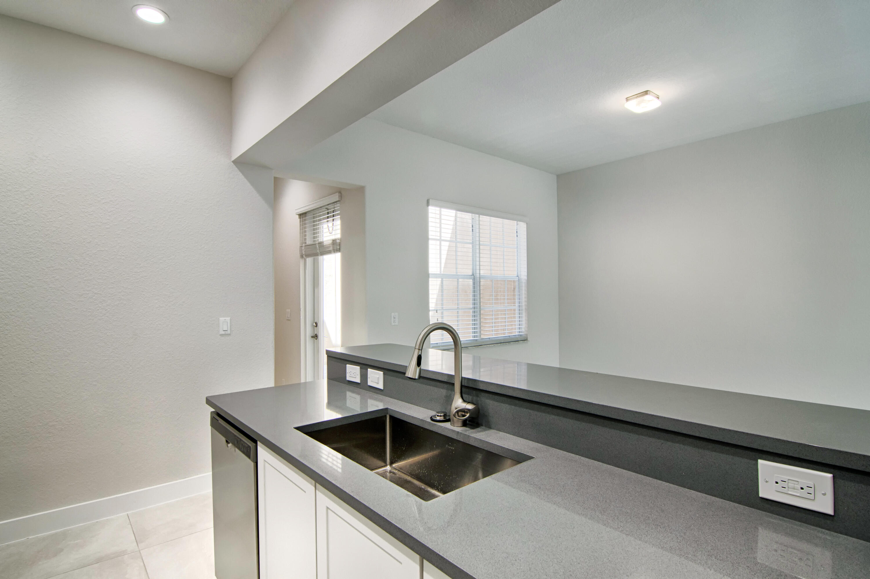 2509 NW 7th Street