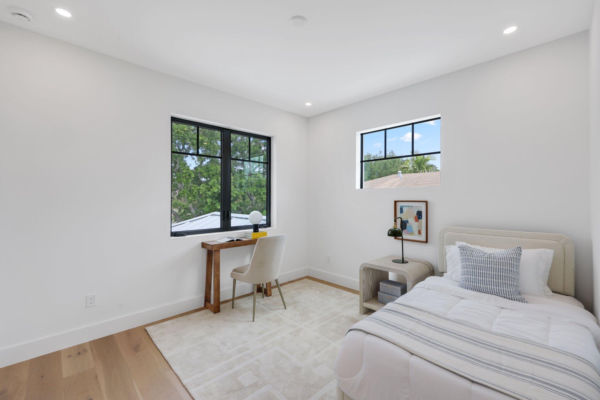 238 NE 12th Street