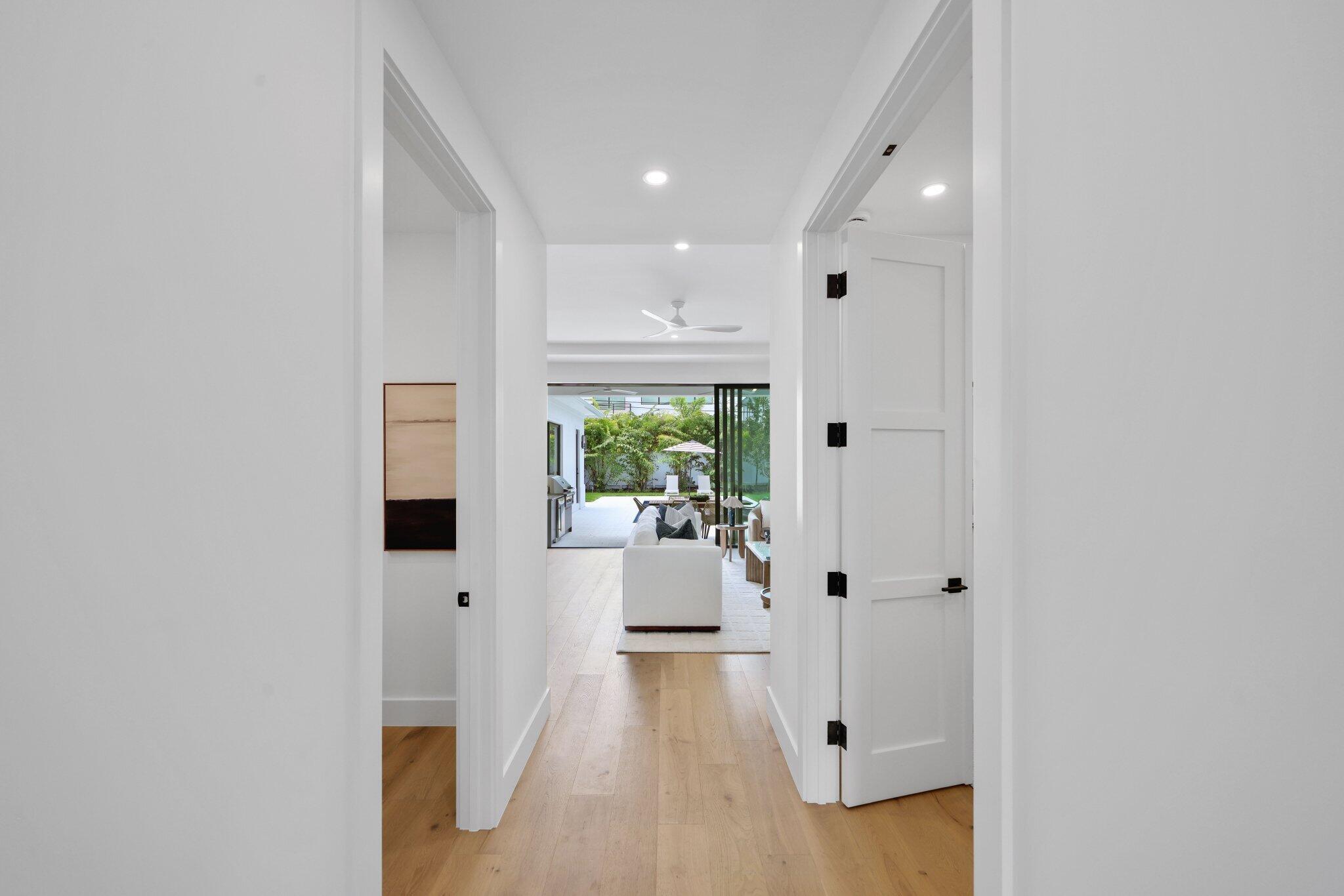 238 NE 12th Street