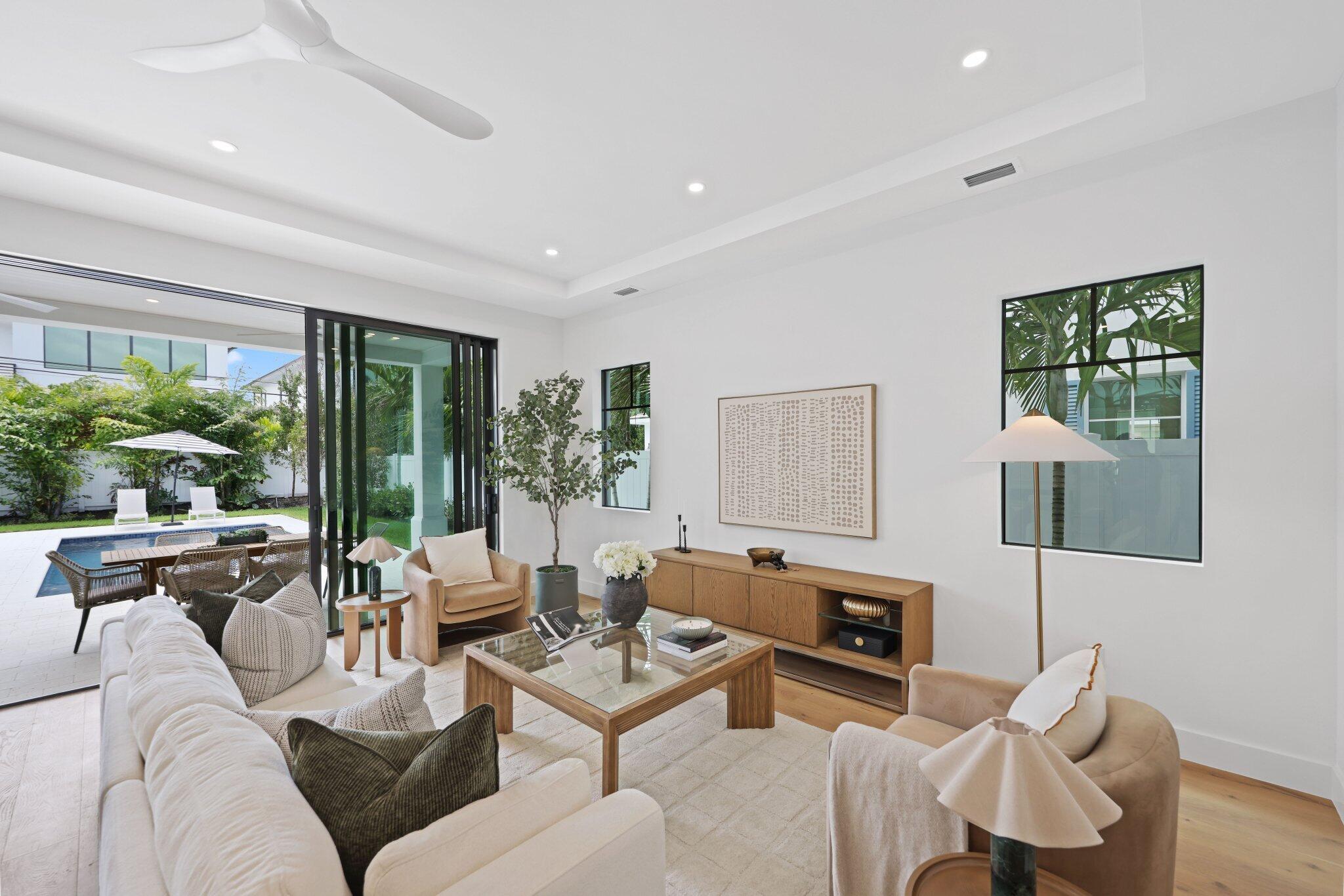 238 NE 12th Street
