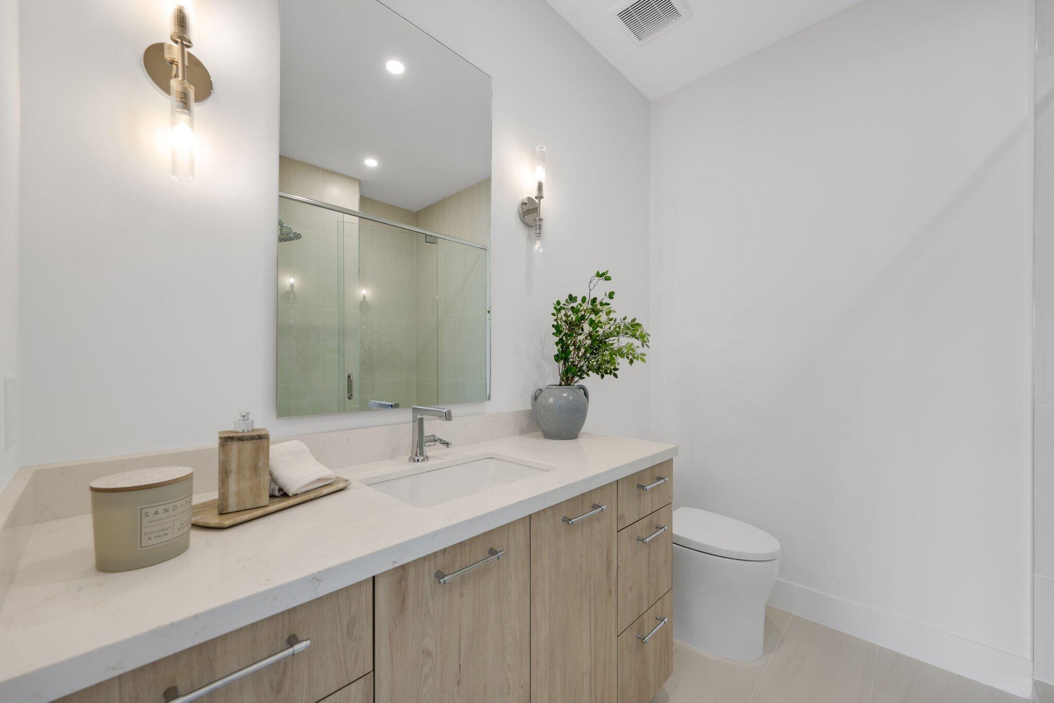 238 NE 12th Street