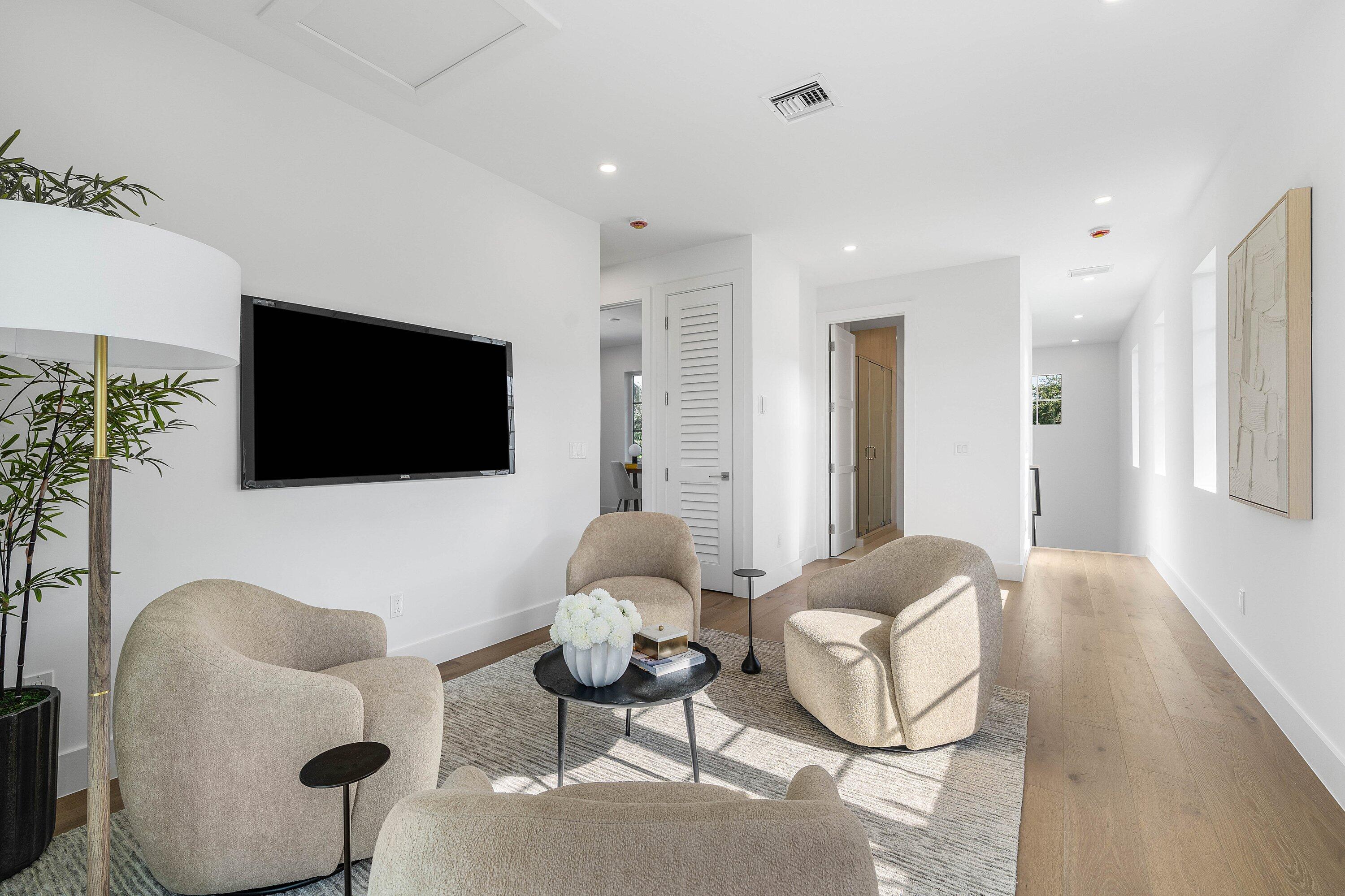 234 NE 12th Street