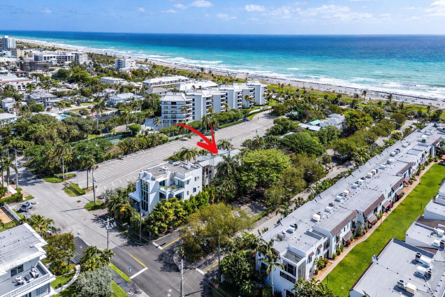 1108 Coconut Row