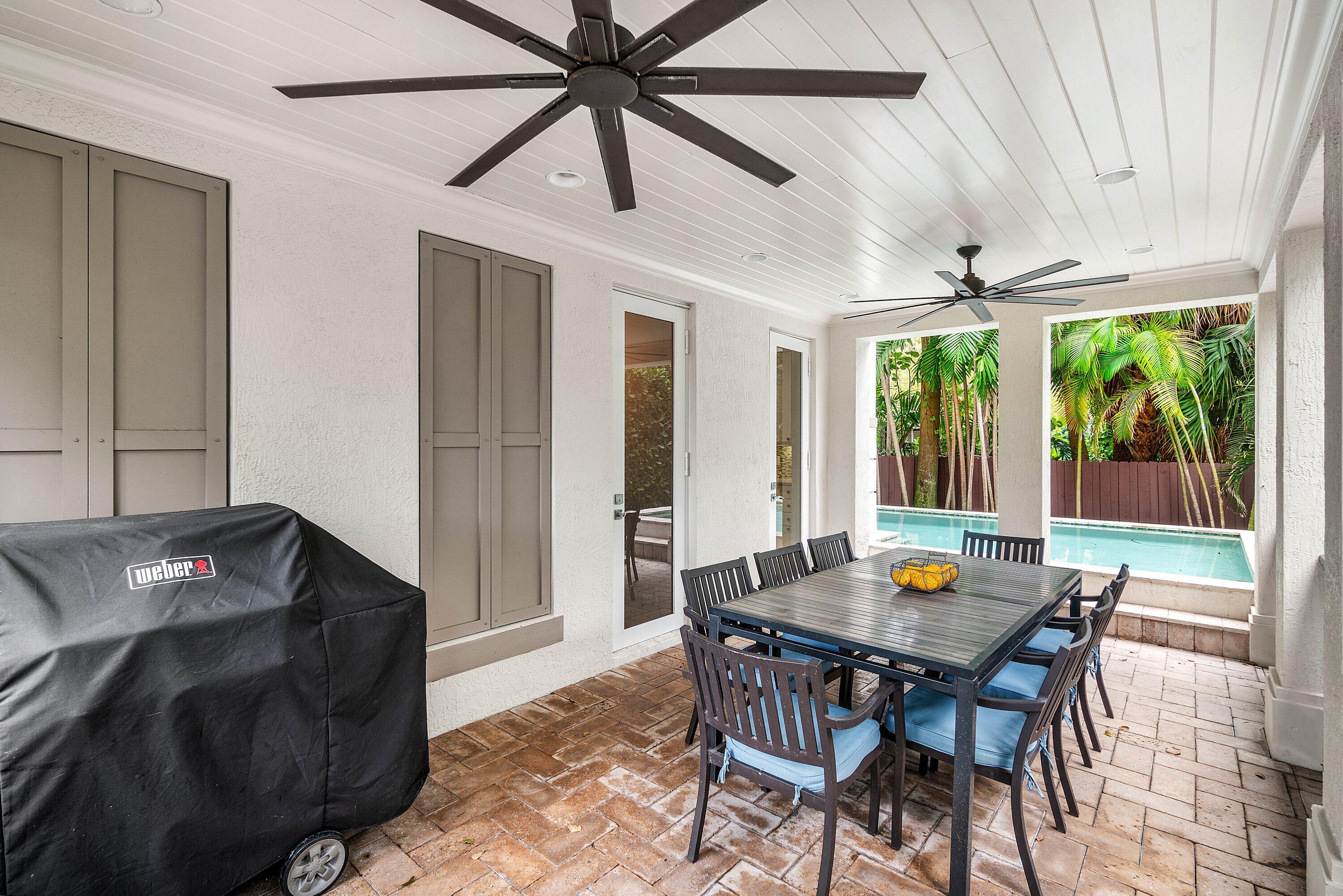 1108 Coconut Row