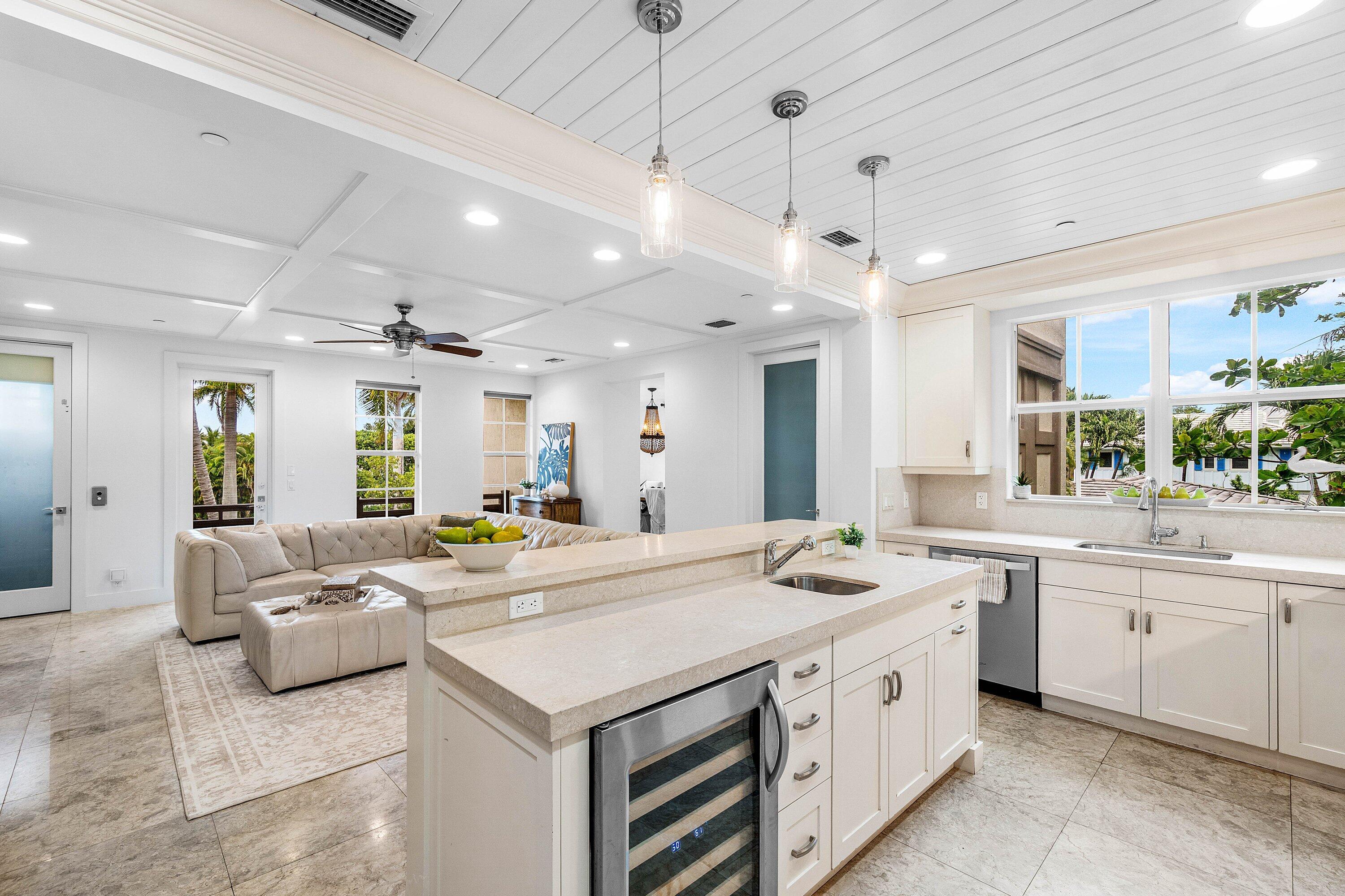 1108 Coconut Row