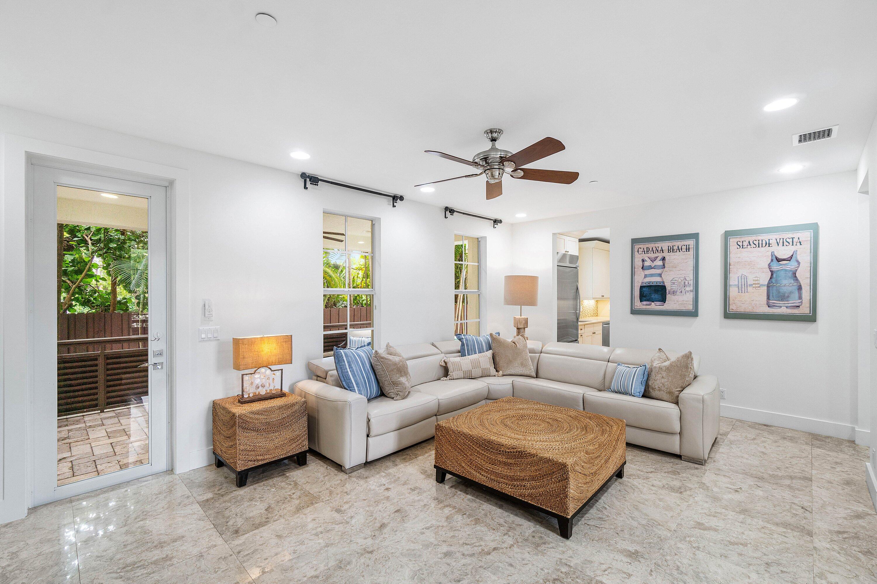 1108 Coconut Row
