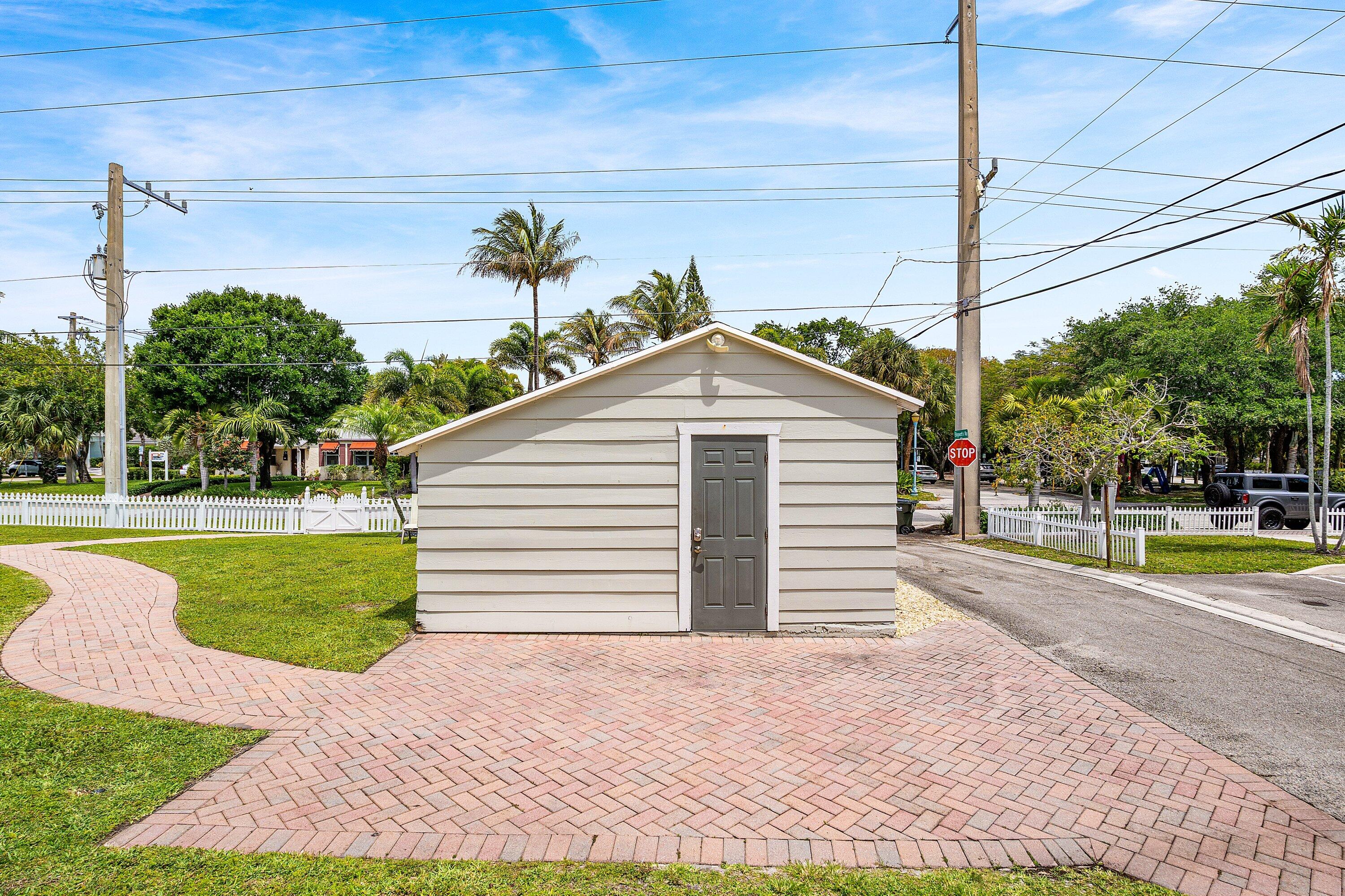 145 North Swinton Avenue