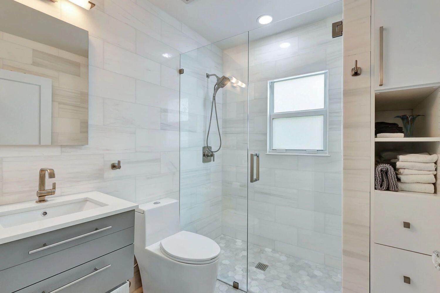 145 North Swinton Avenue