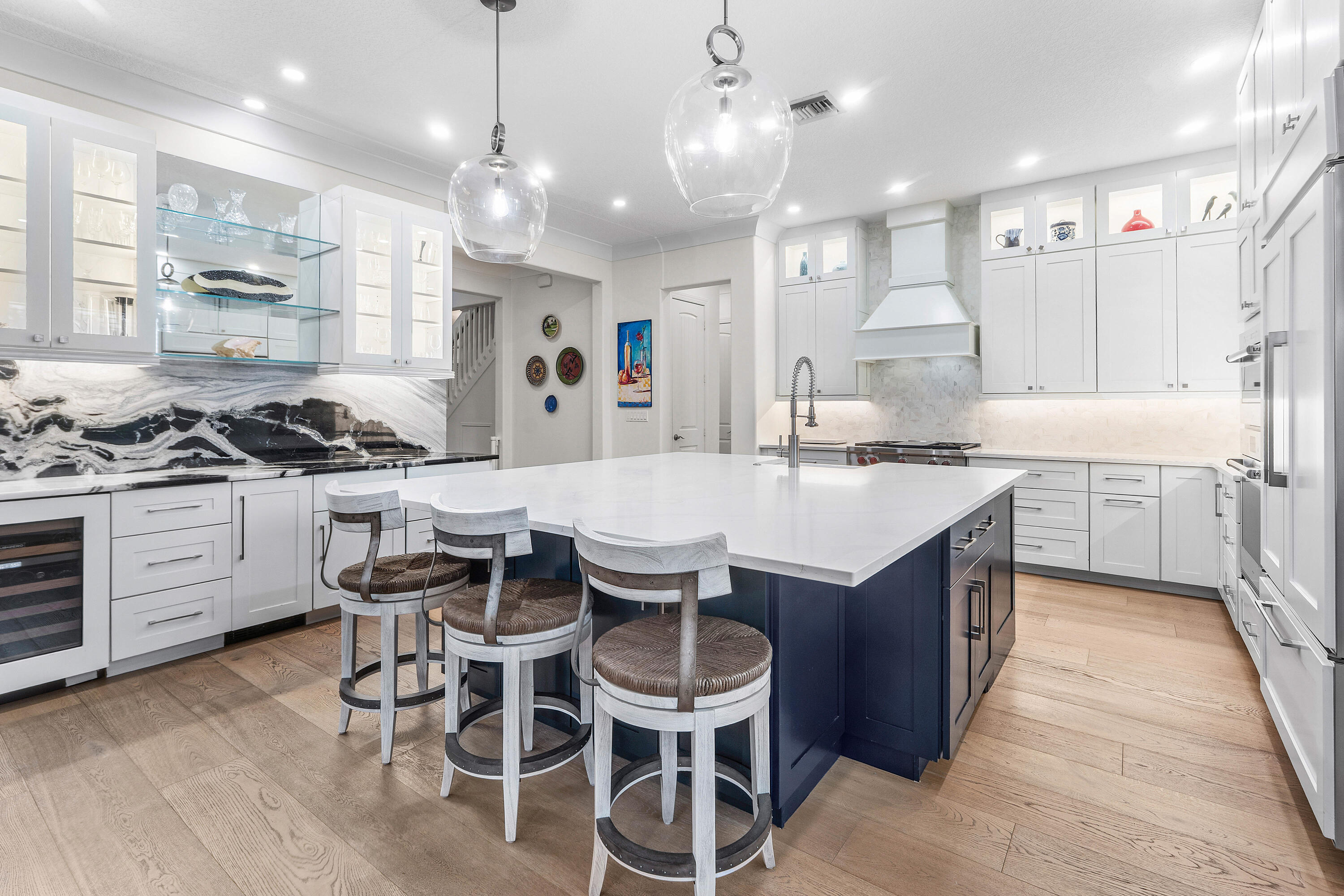 2952 SW Buena Vista Drive