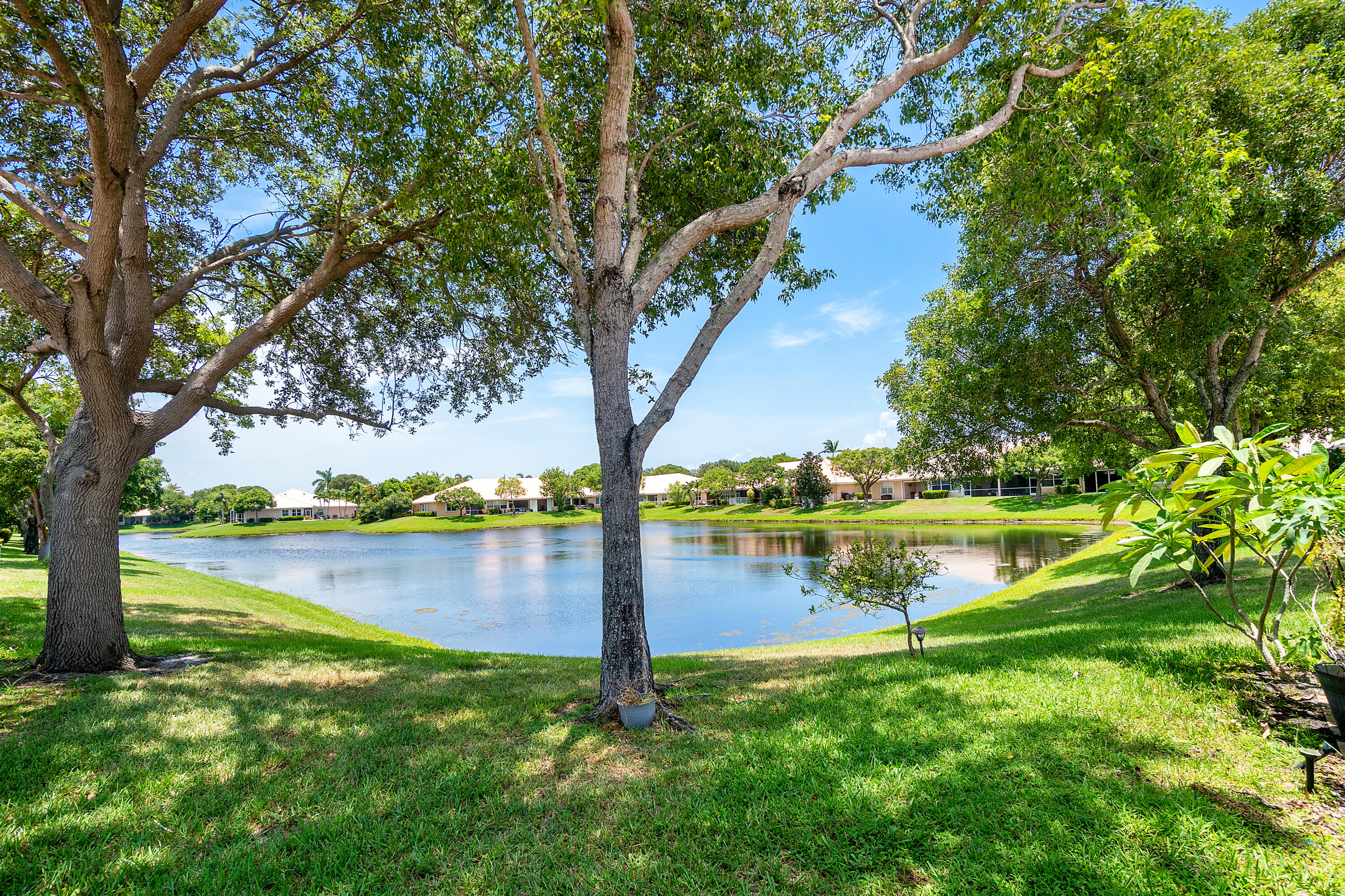 2473 S CORAL TRACE Circle