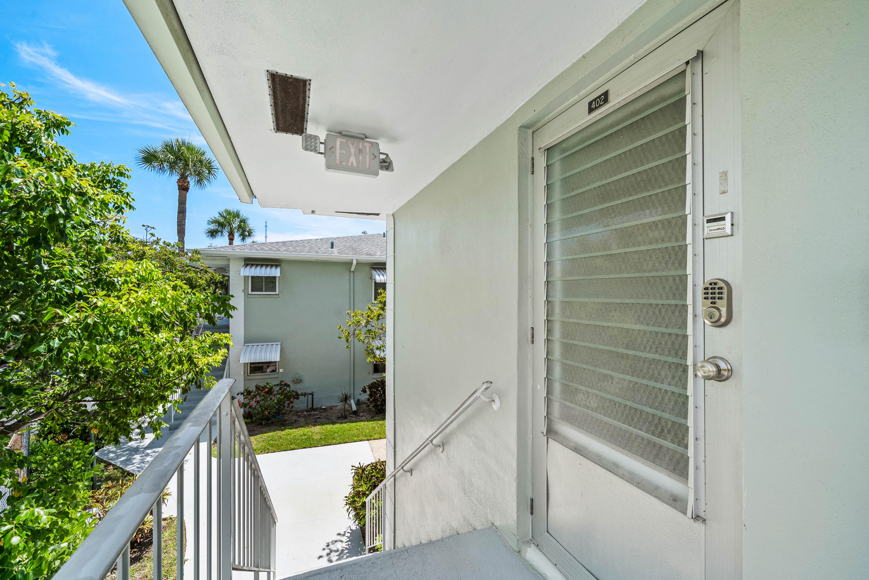 2360 SW 22nd Avenue 402
