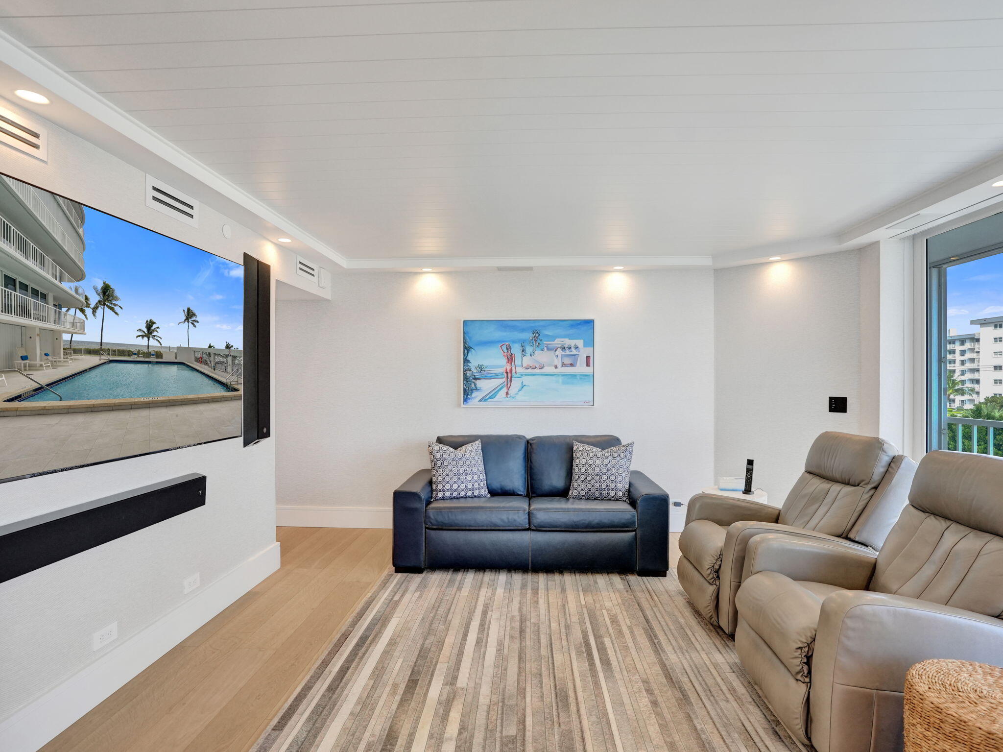 3211 S OCEAN Boulevard 402