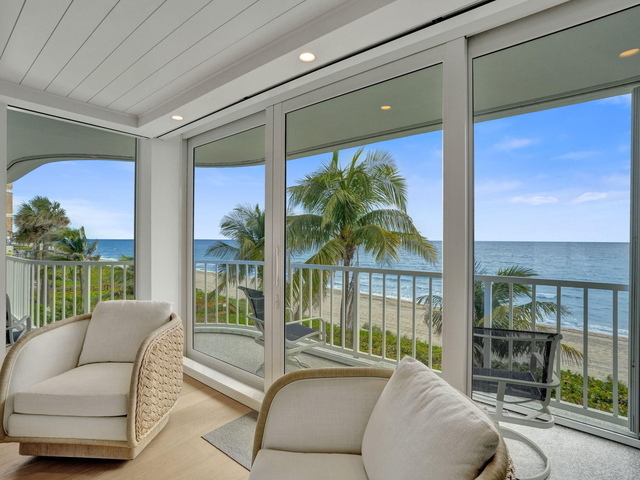 3211 S OCEAN Boulevard 402