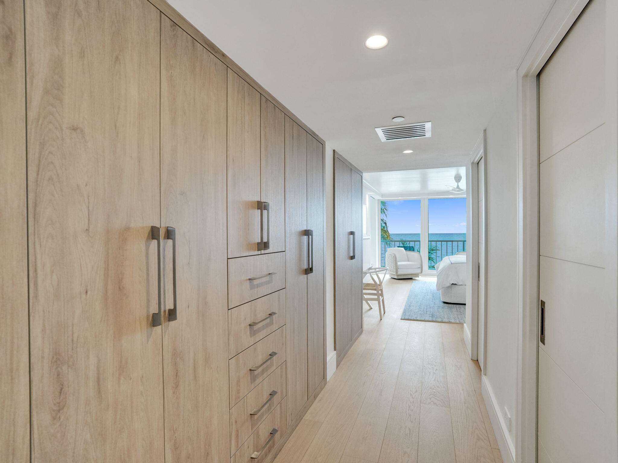 3211 S OCEAN Boulevard 402