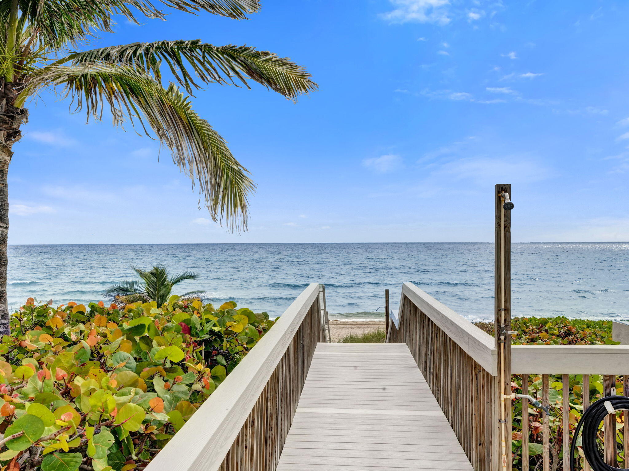 3211 S OCEAN Boulevard 402
