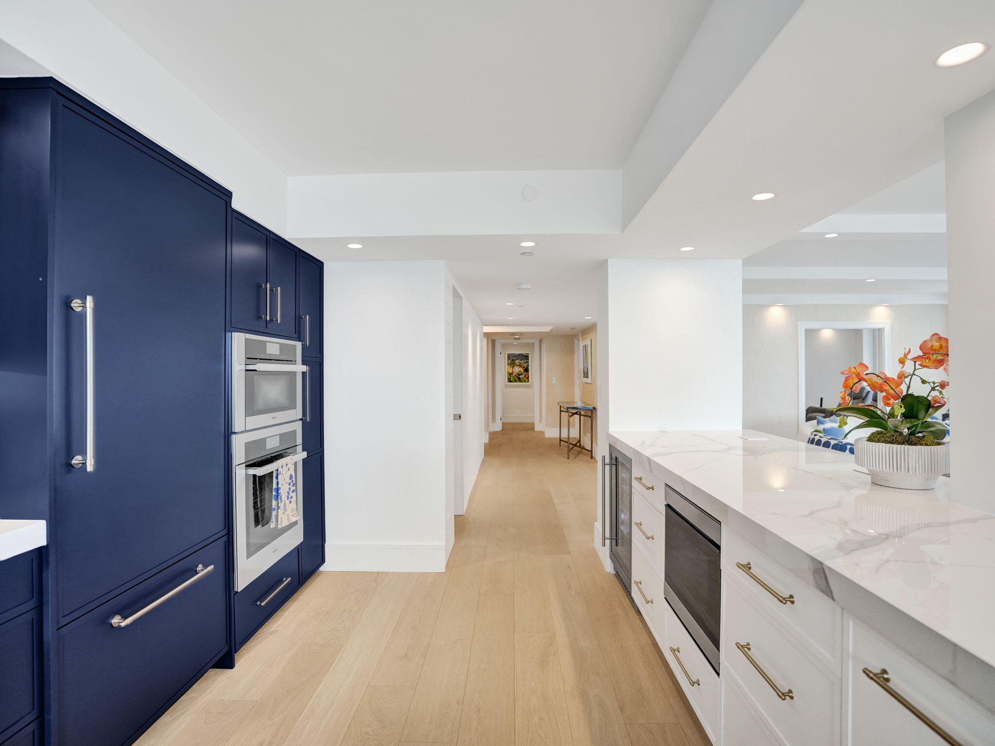 3211 S OCEAN Boulevard 402