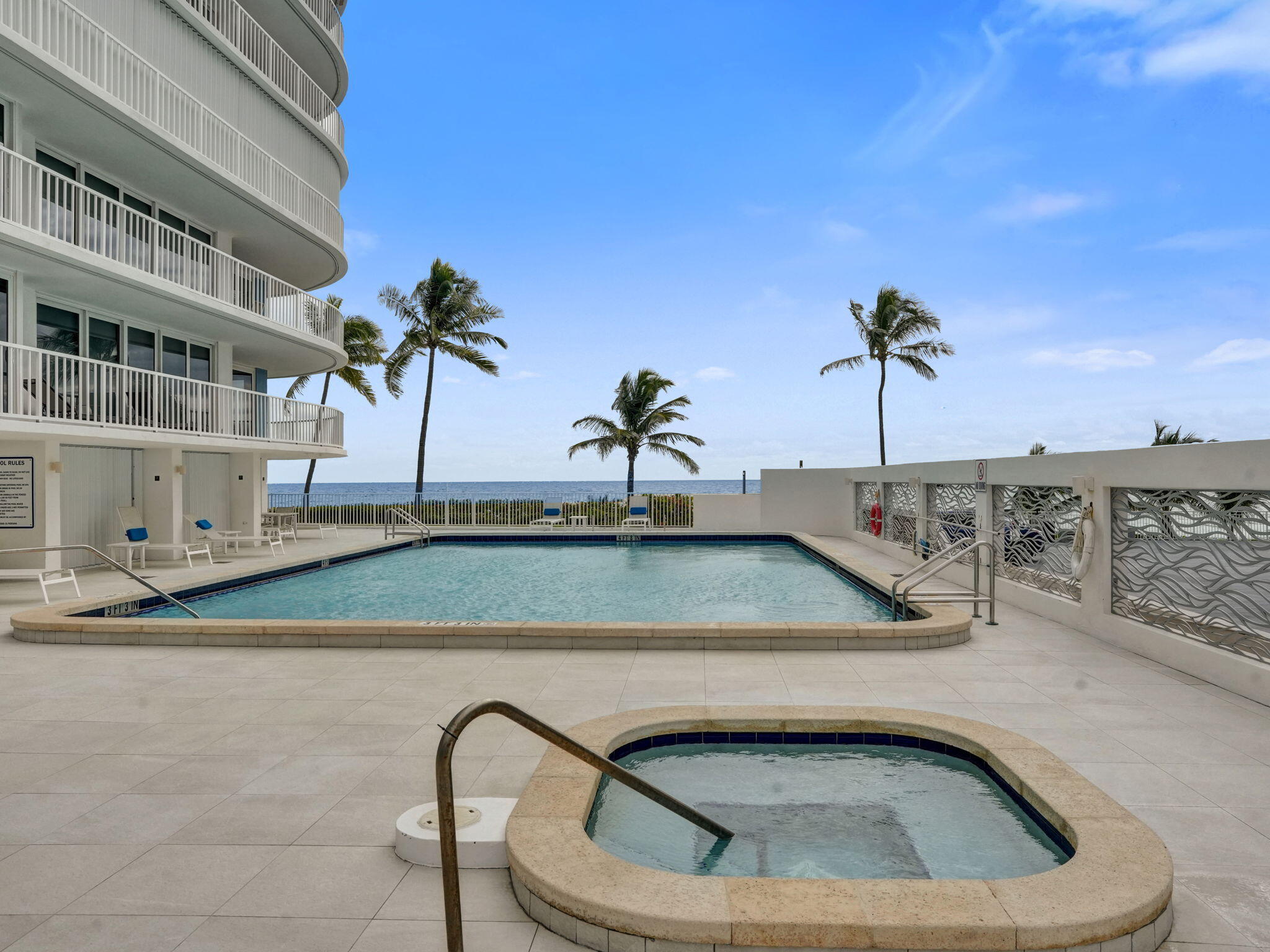 3211 S OCEAN Boulevard 402