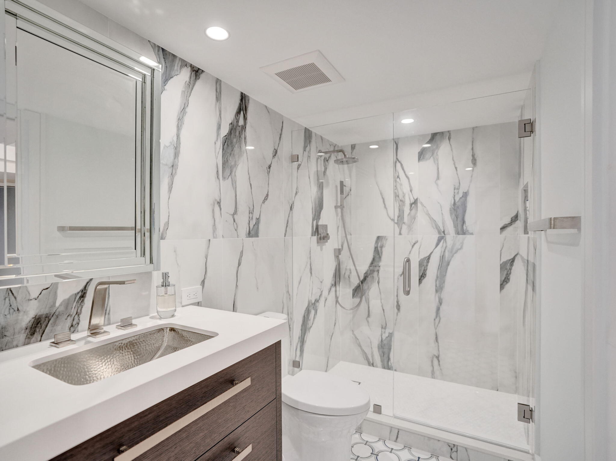 3211 S OCEAN Boulevard 402