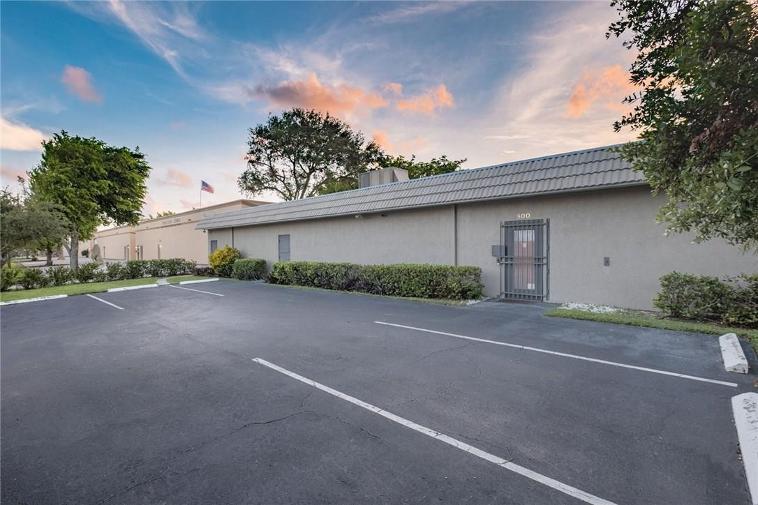 800 SW 15th Ave