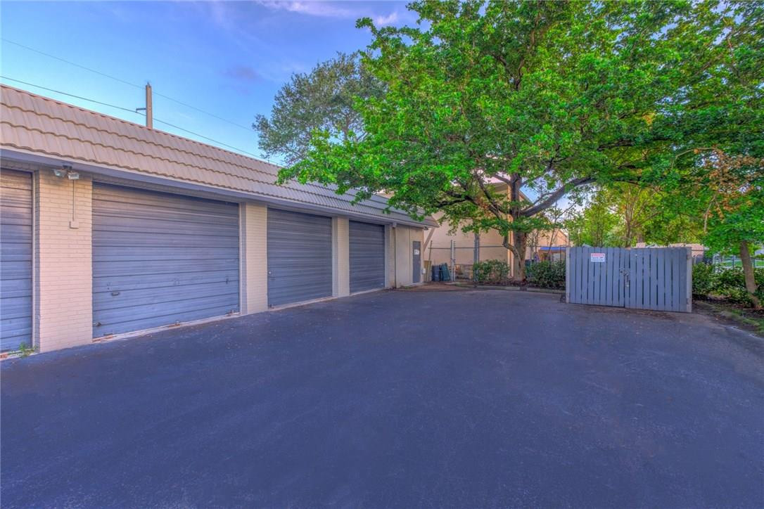 800 SW 15th Ave