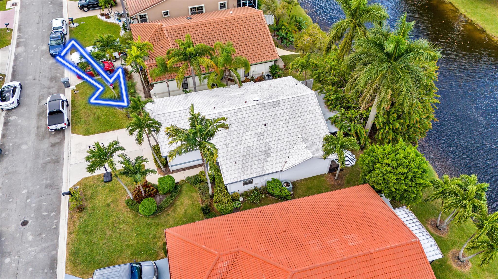 5568 American Cir