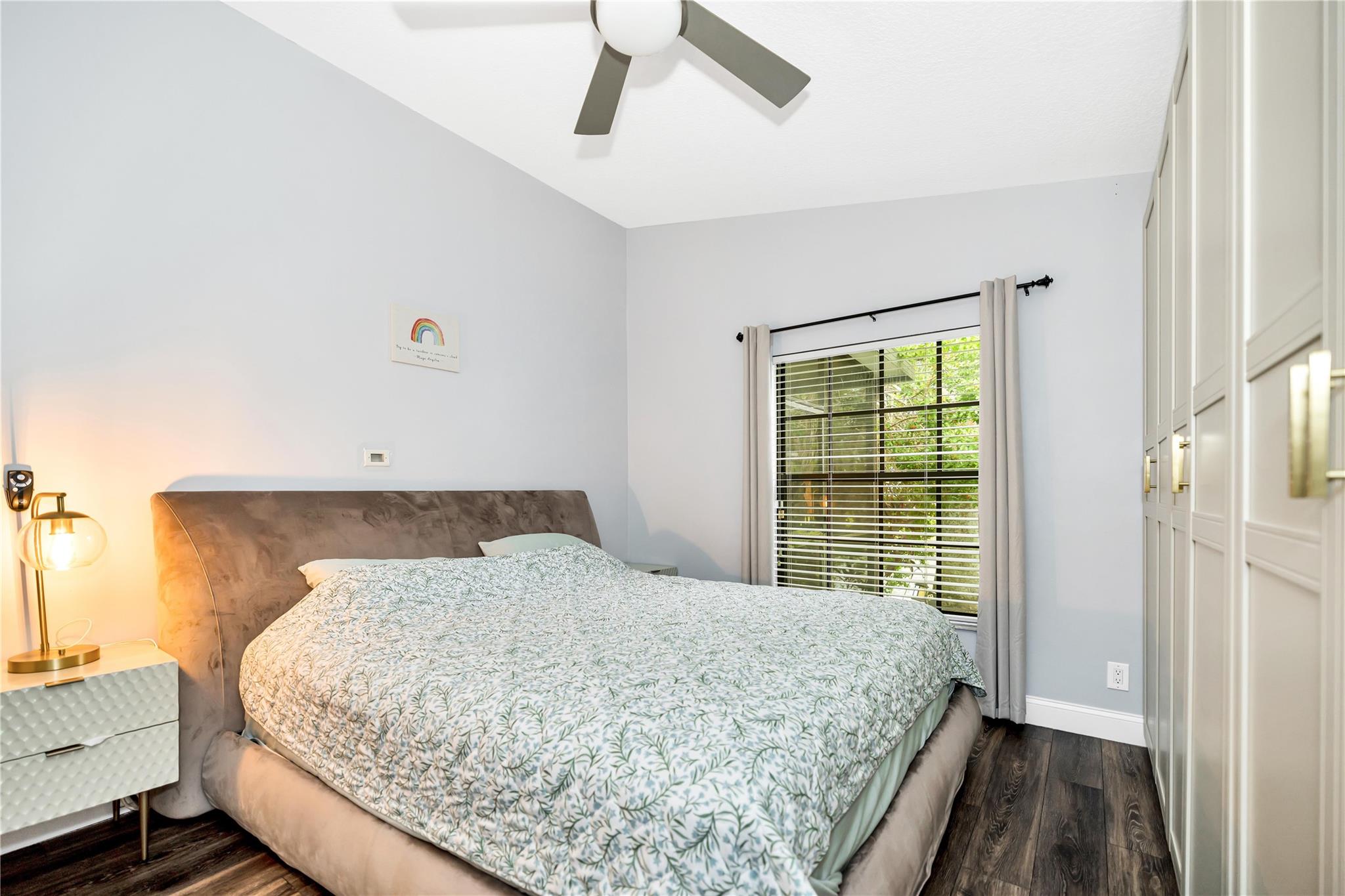 5568 American Cir