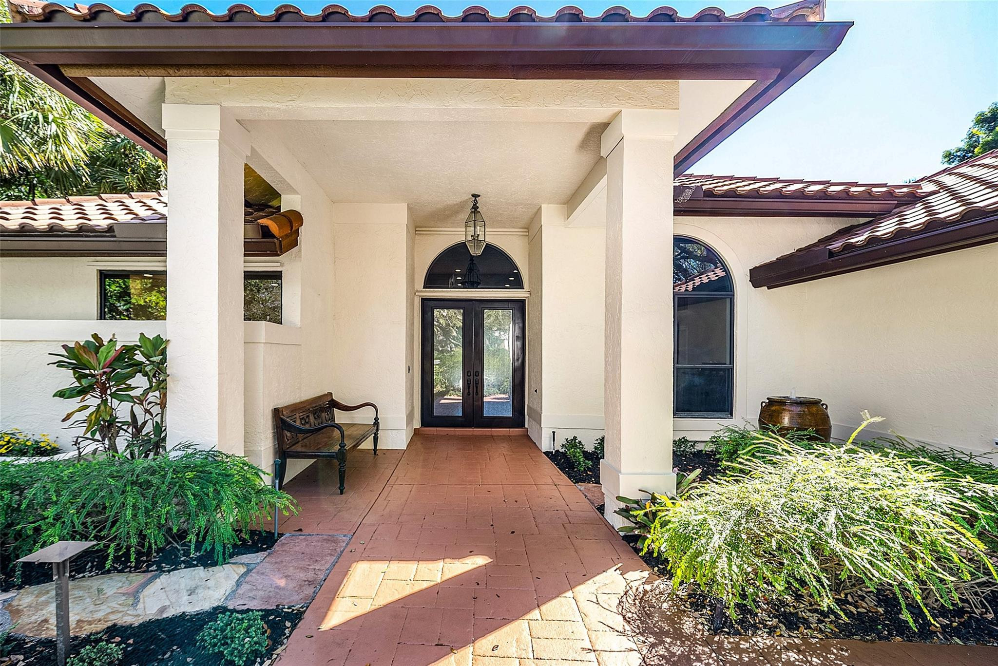 2455 Hampton Bridge