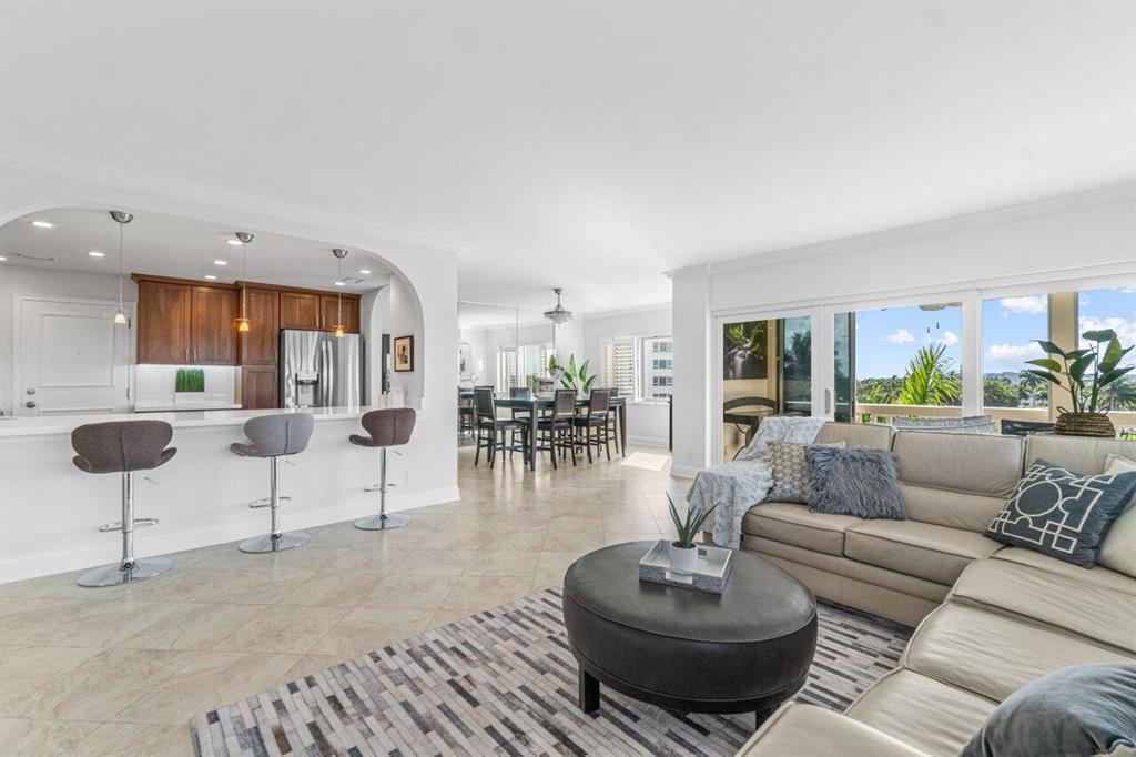 1000 Lowry Street 5a
