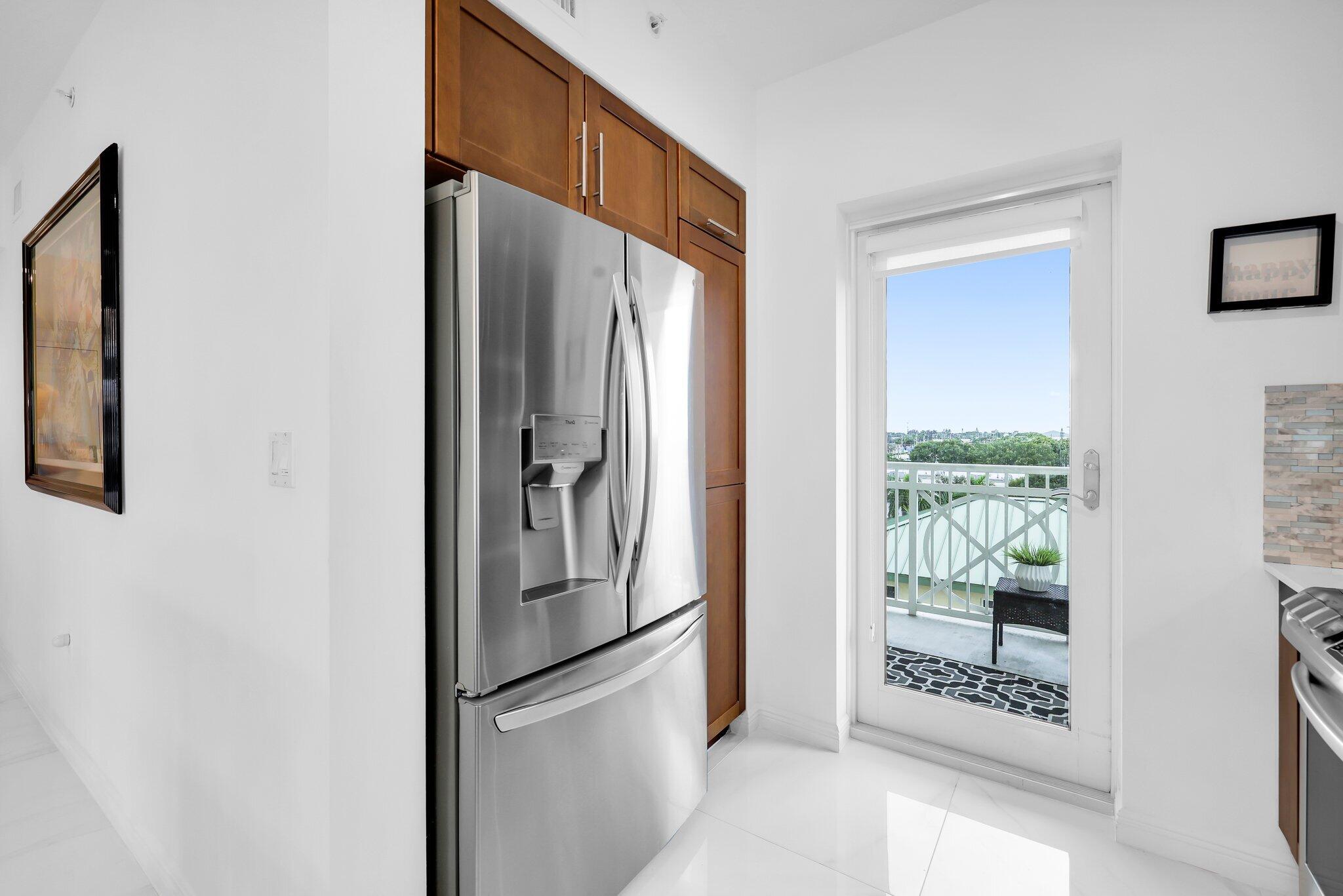 350 N Federal Highway 505