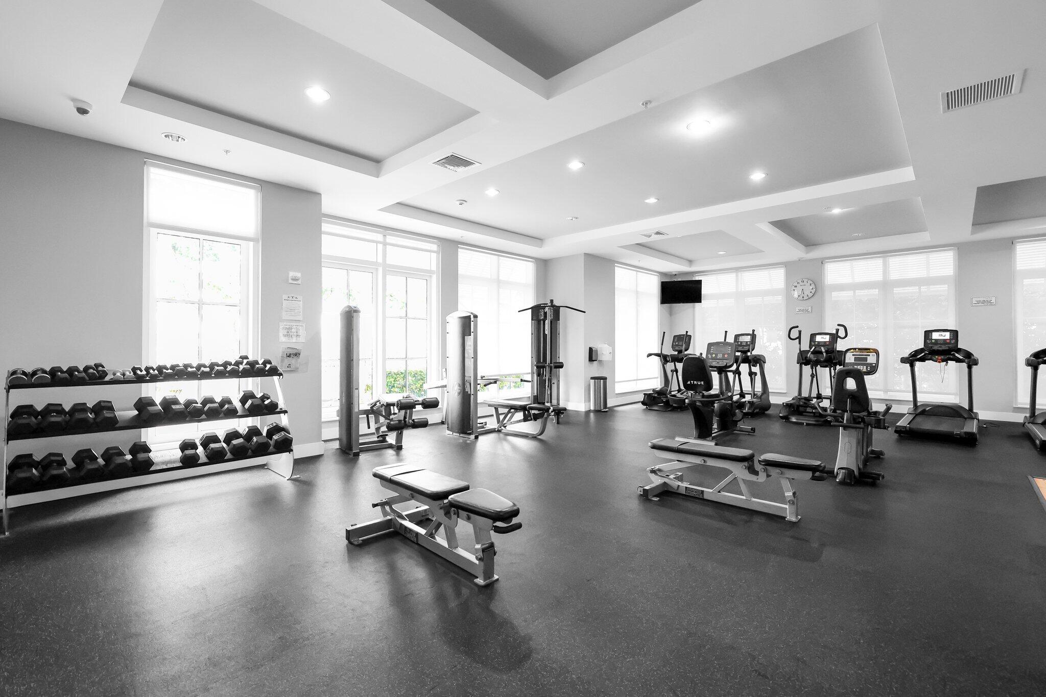 350 N Federal Highway 505