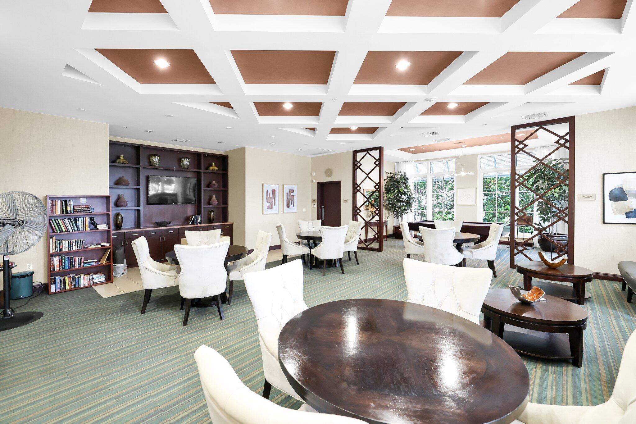 350 N Federal Highway 505