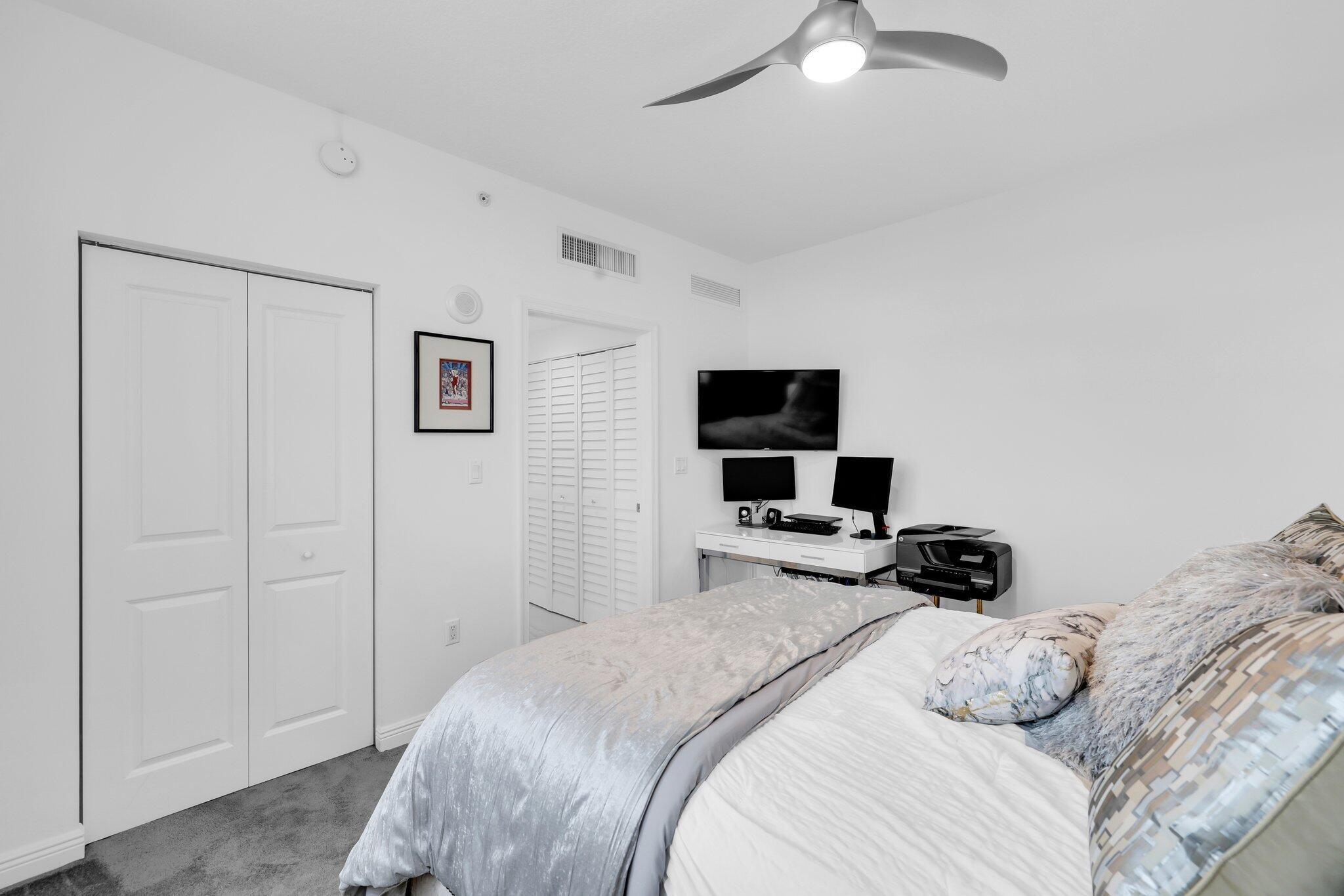 350 N Federal Highway 505